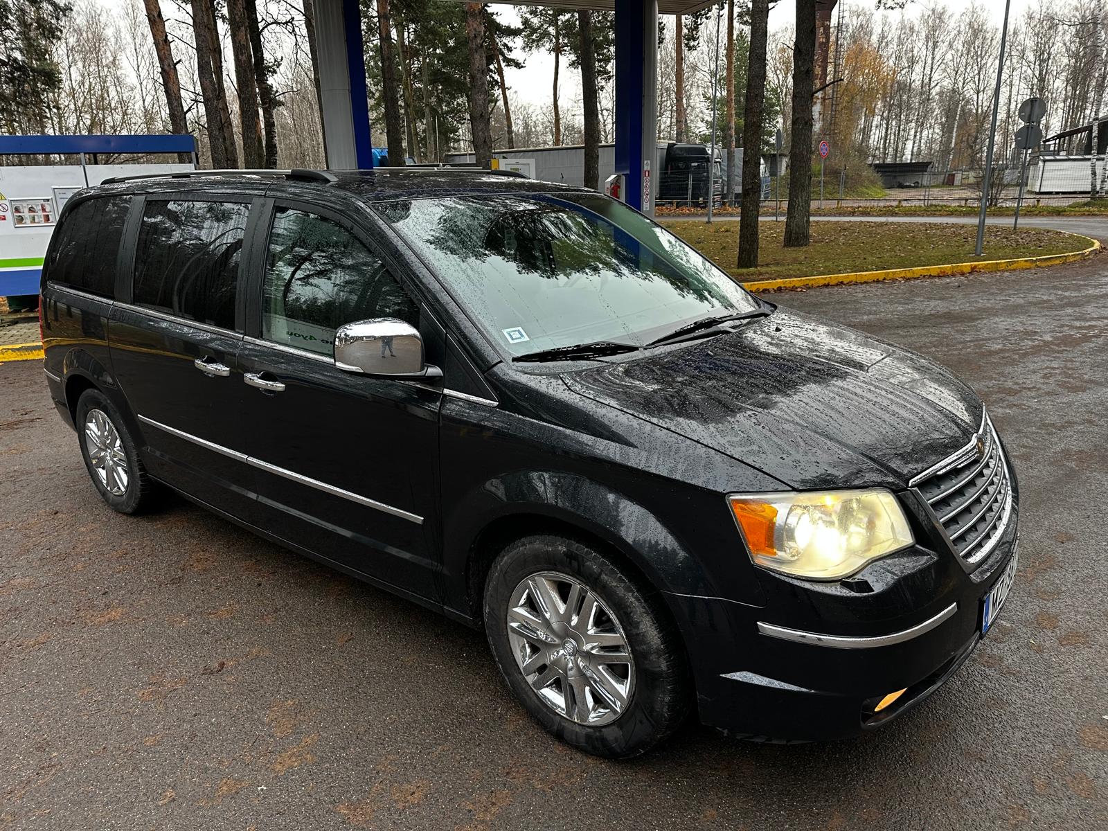 Chrysler Grand Voyager Stow&go 7-vietas