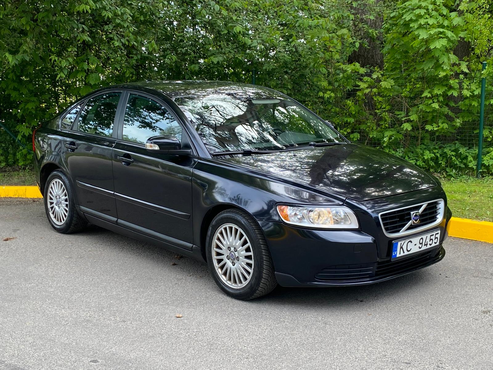 VOLVO S40