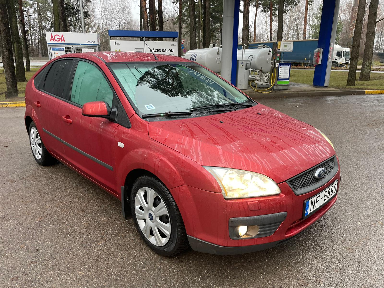 FORD FOCUS
