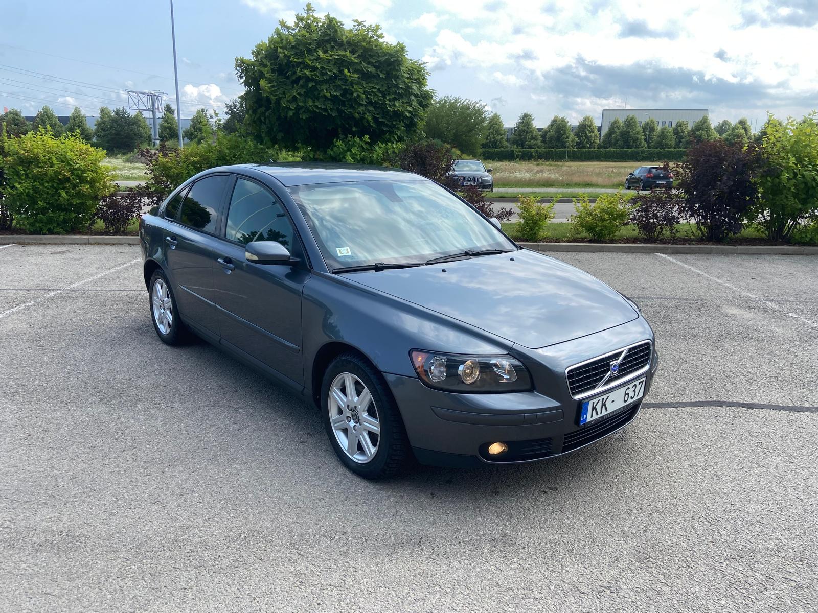 Volvo S40