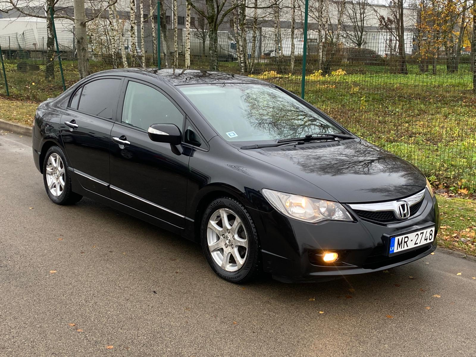 Honda Civic 4 D-R hybrid