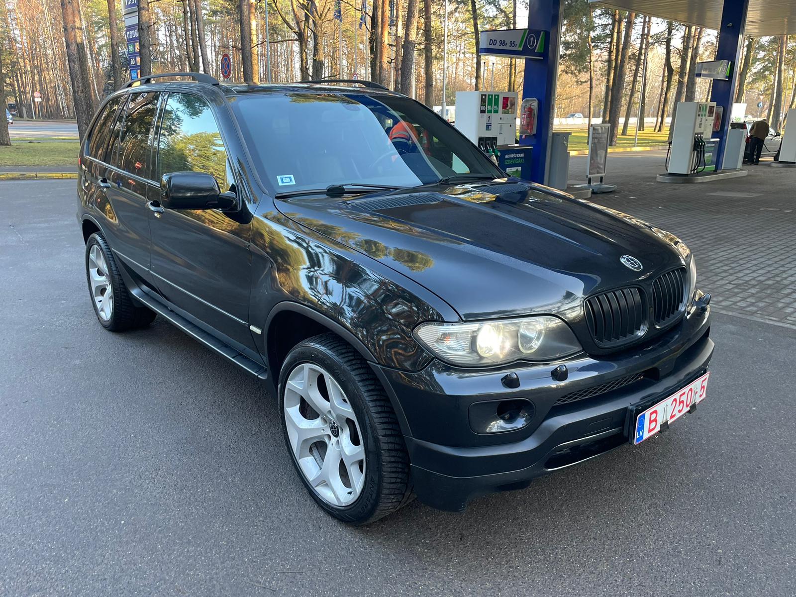 BMW X5 IS KOMPLEKTĀCIJĀ
