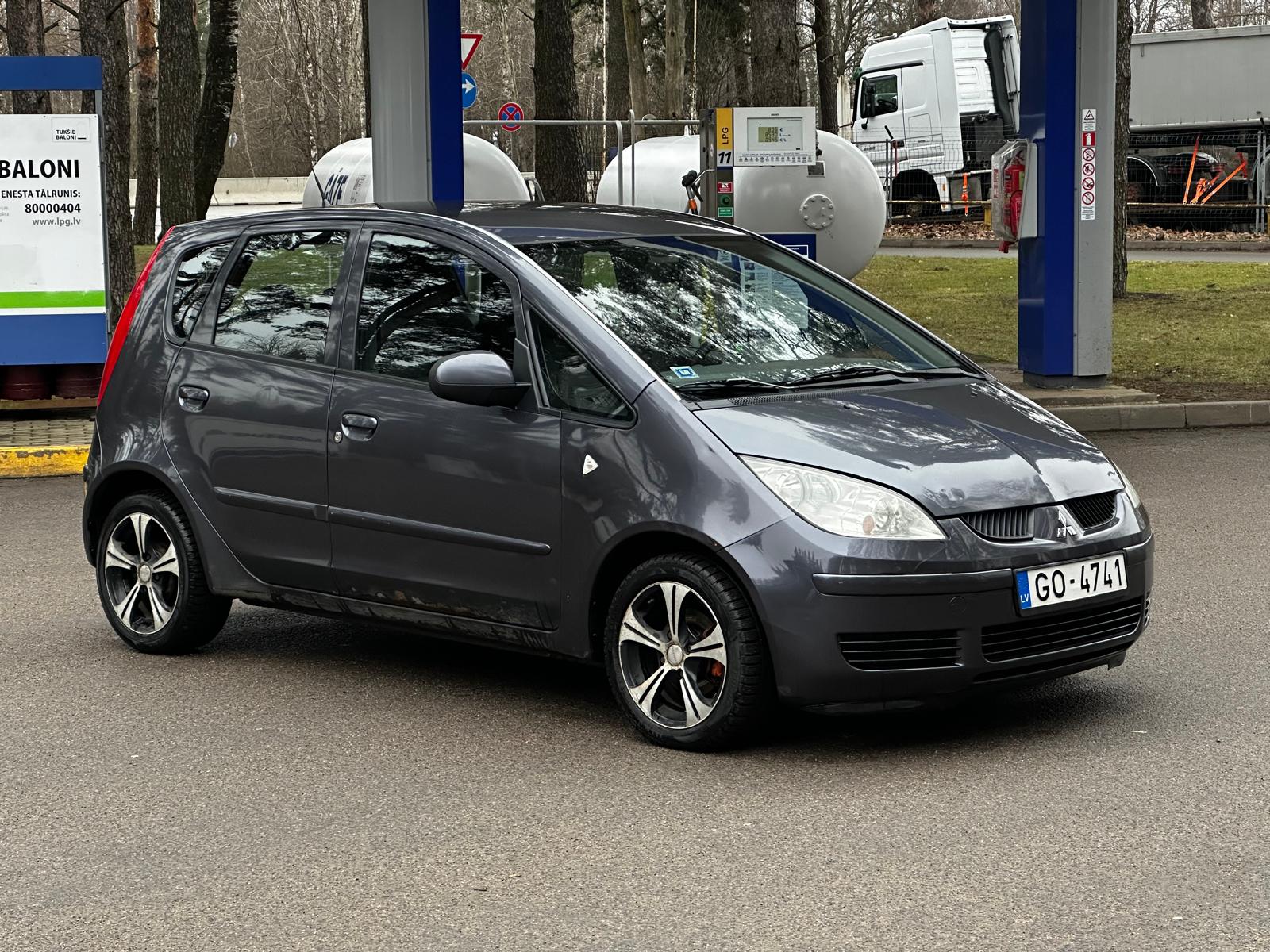 Mitsubishi Colt