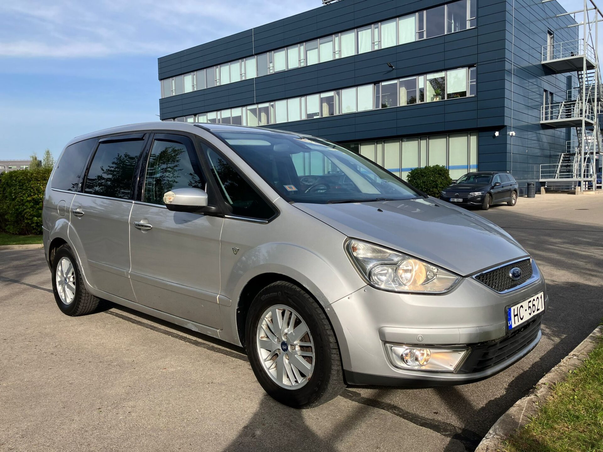 Ford Galaxy Ghia 7-vietas