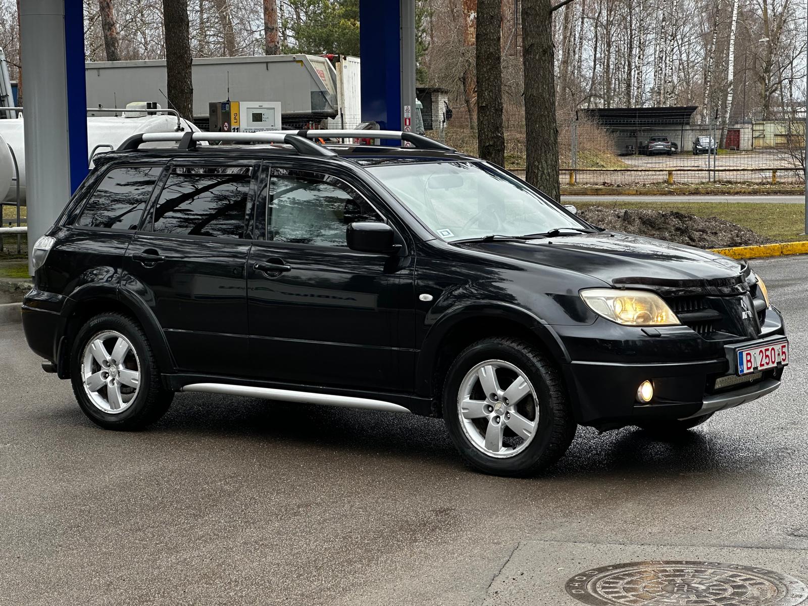 Mitsubishi Outlander 4×4