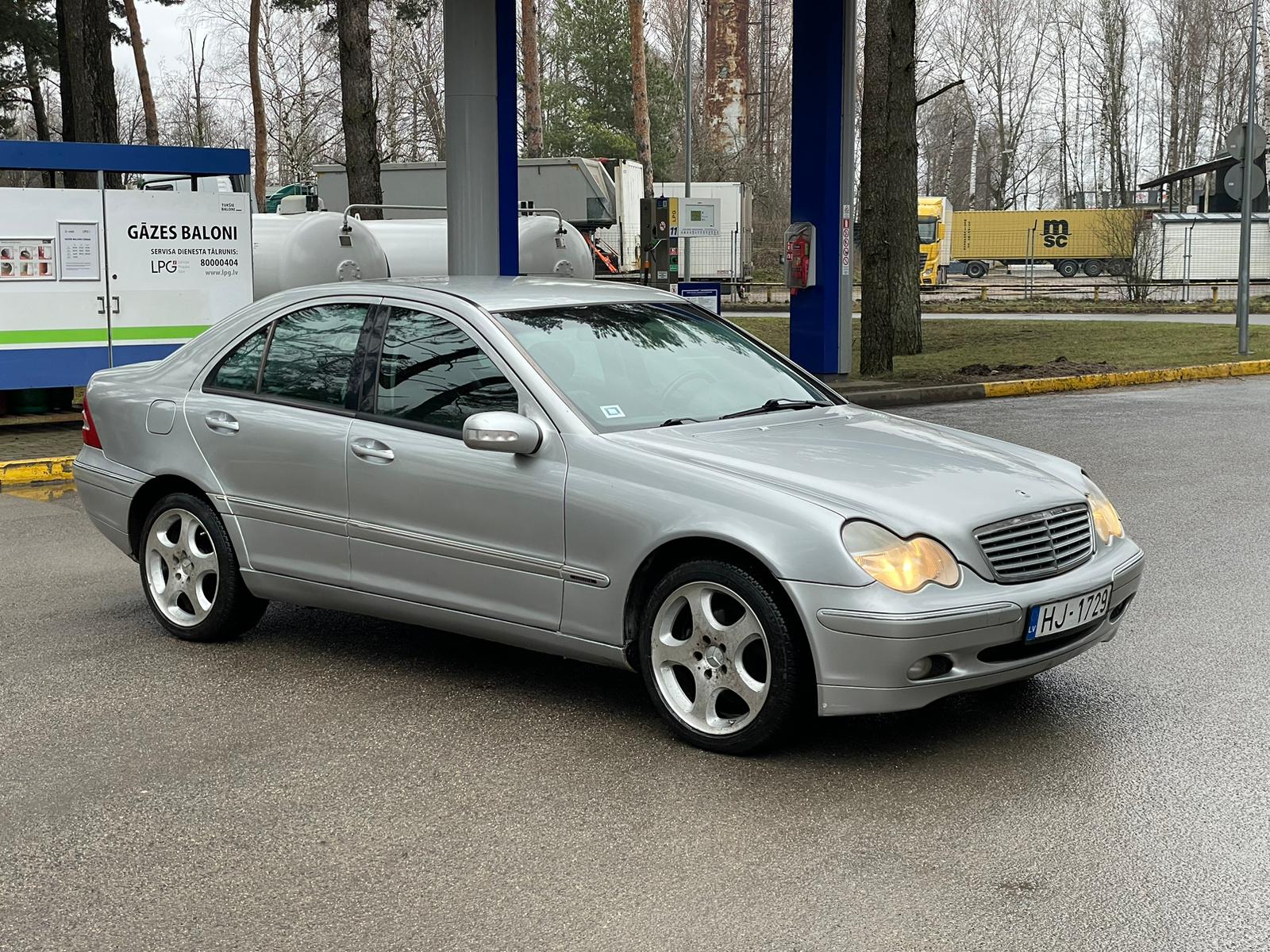 Mercedes Benz C200 Avantgarde