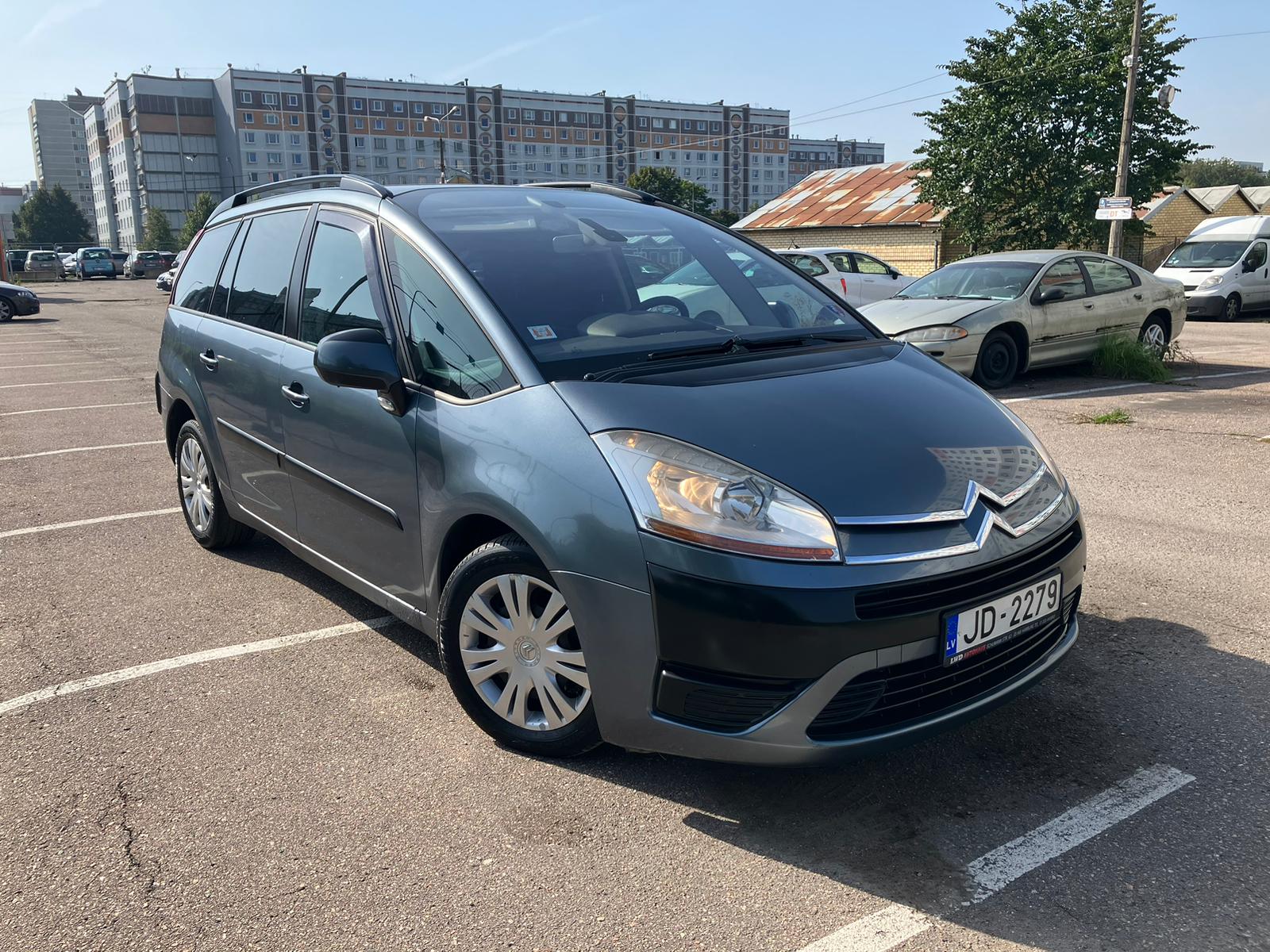 Citroen C4 Picasso 7-vietas