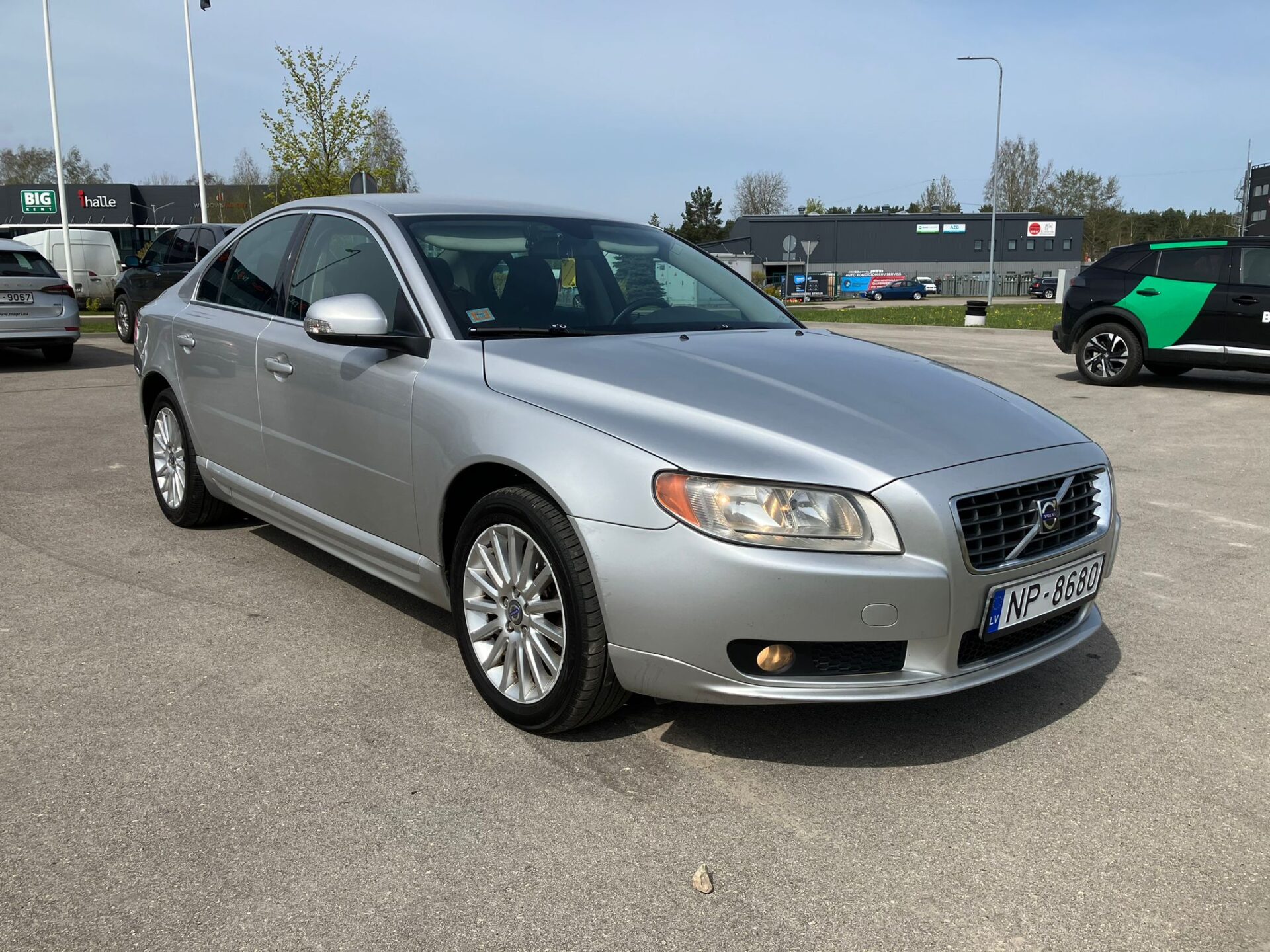 Volvo S80