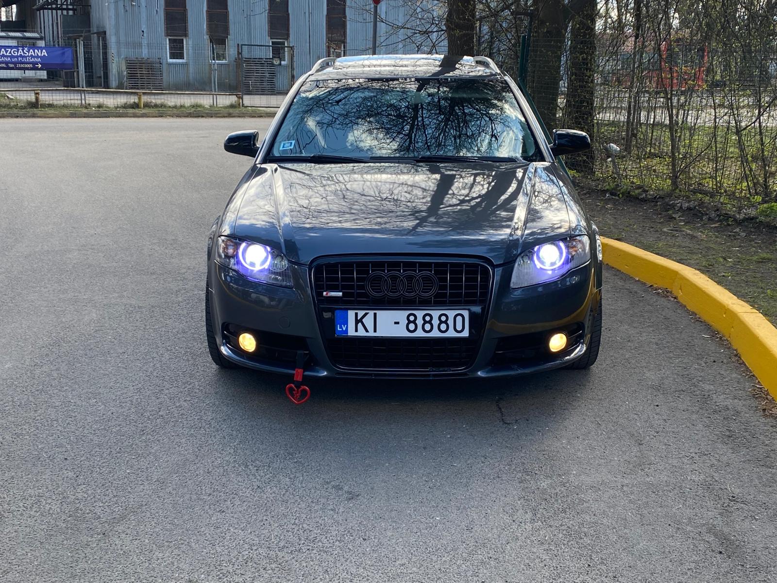 AUDI A4 S-LINE QUATTRO