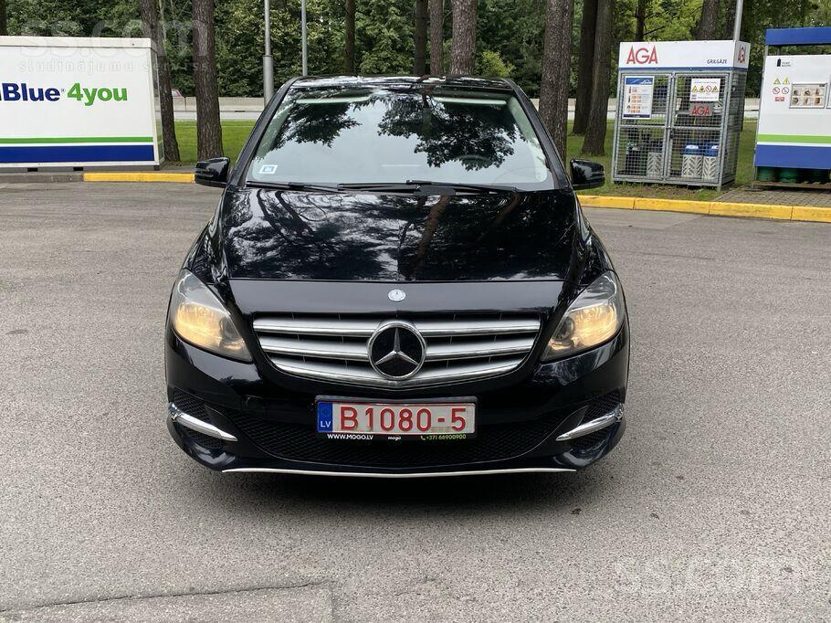 MERCEDES BENZ B200 AVANTGARDE