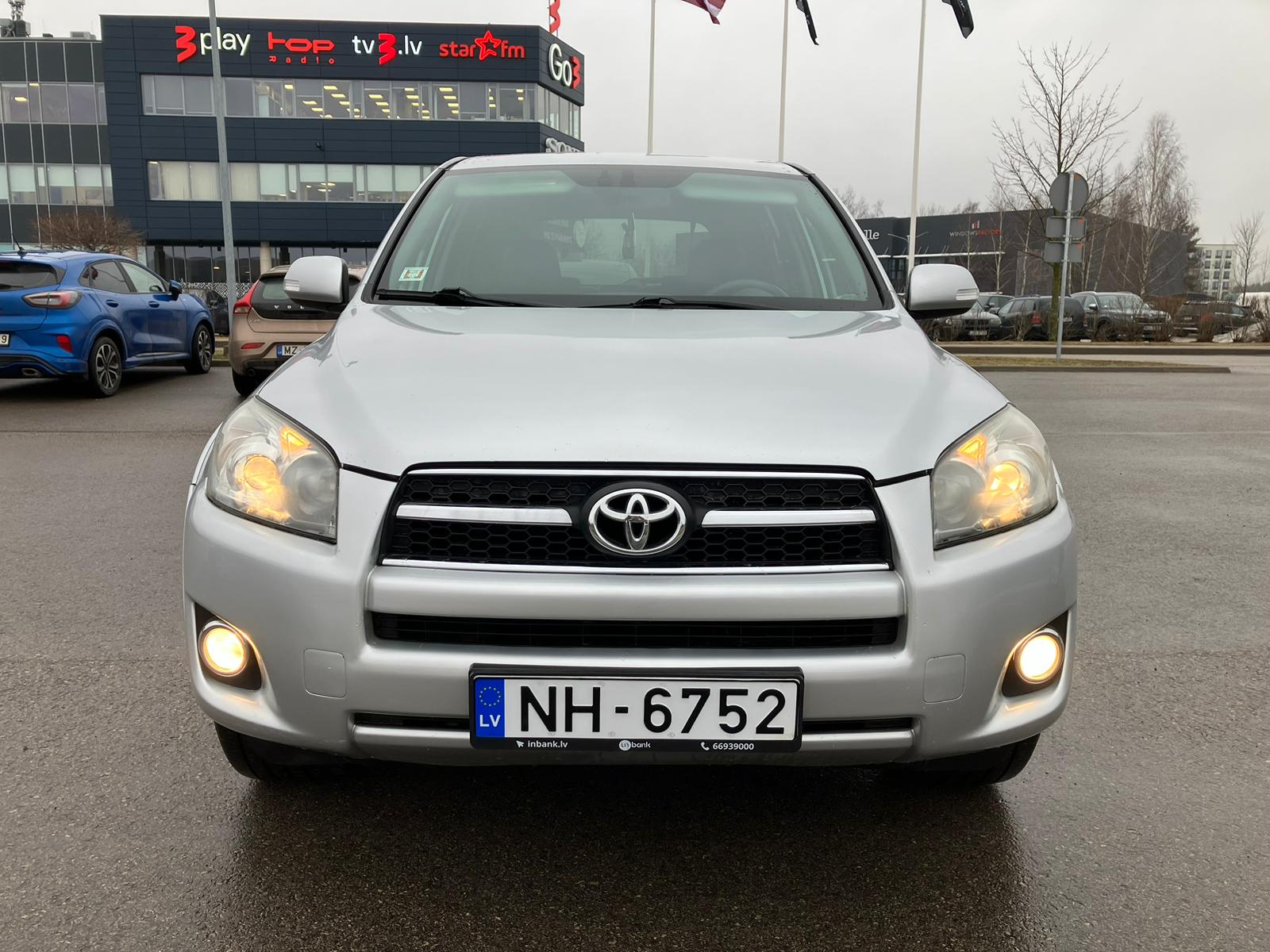 Toyota RAV 4 CROSSOVER 4×4