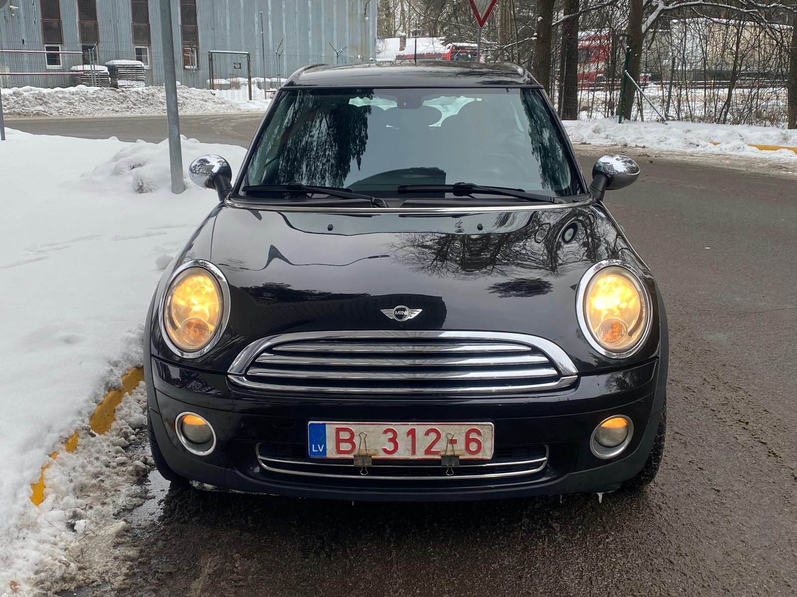 MINI COOPER CLUBMAN