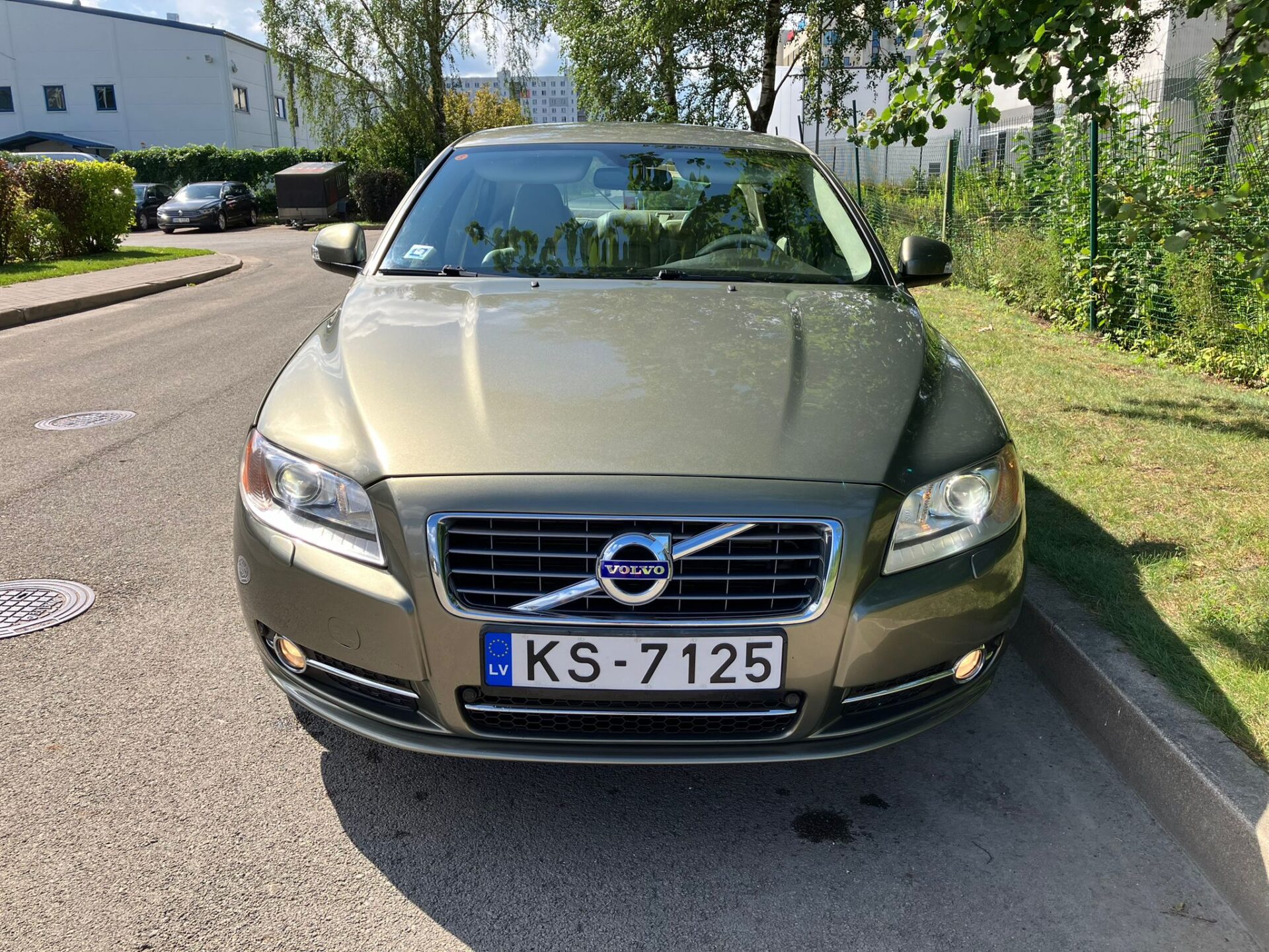Volvo S80