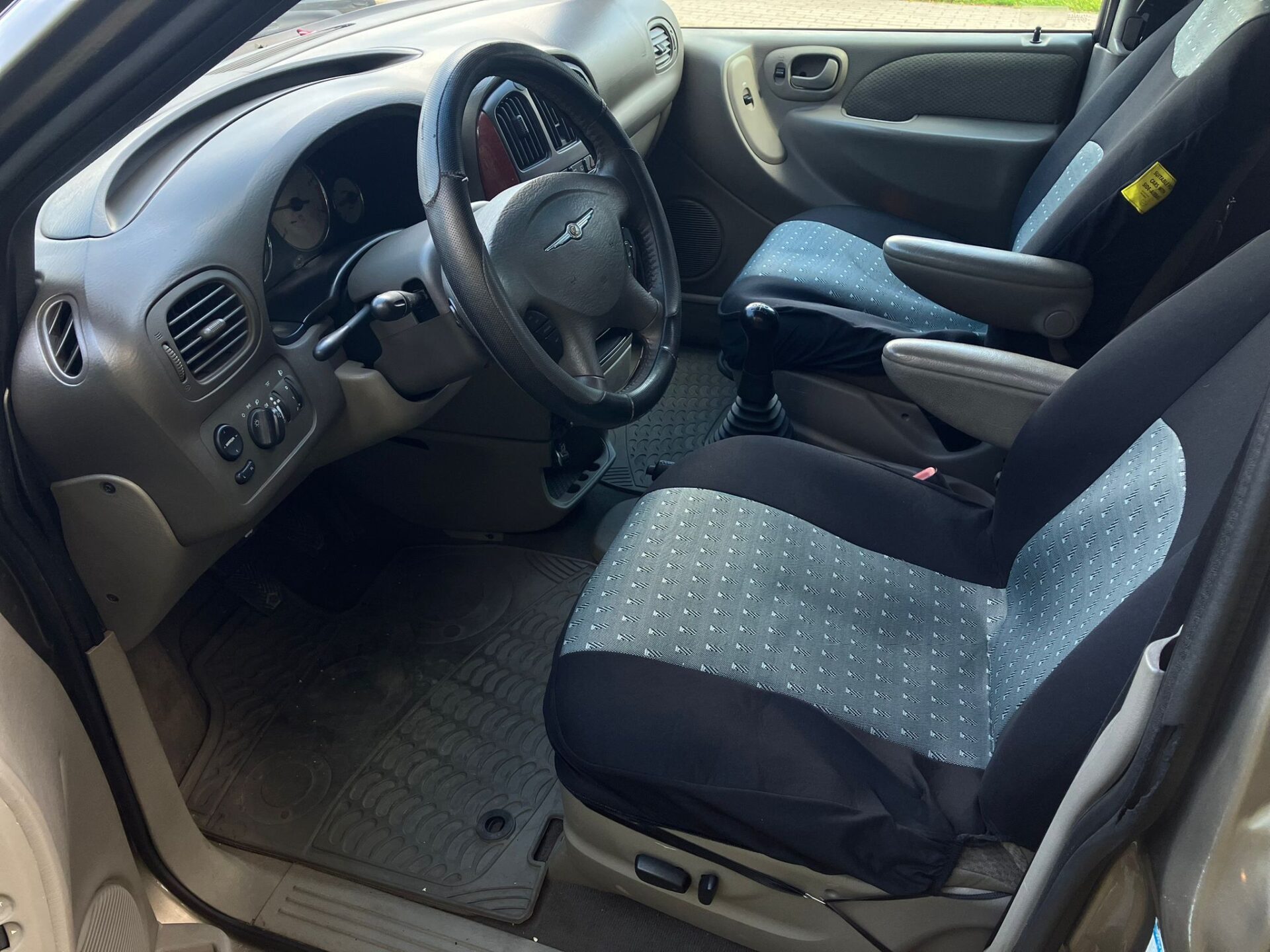 Chrysler Grand Voyager 7-vietas