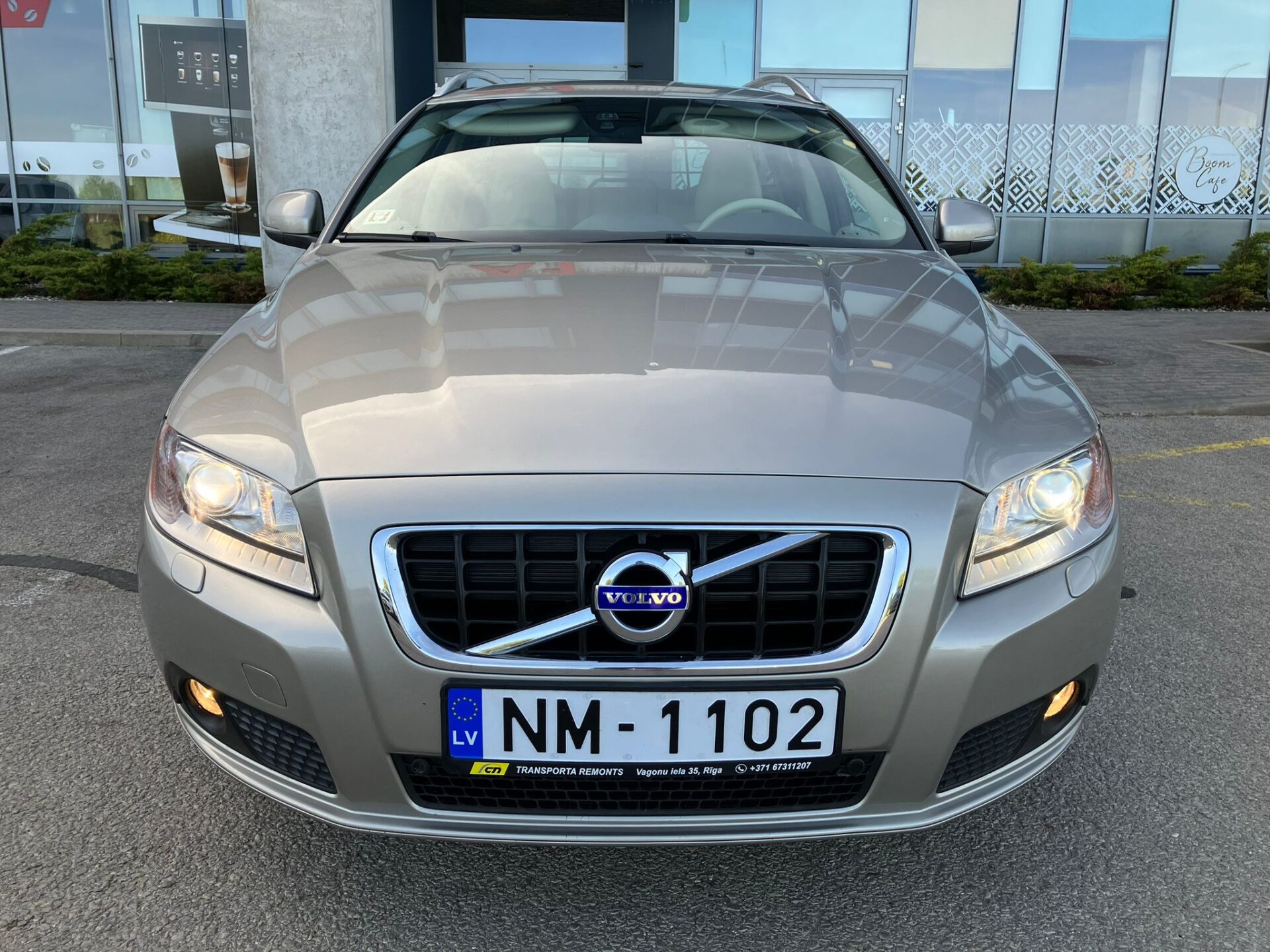 Volvo V70