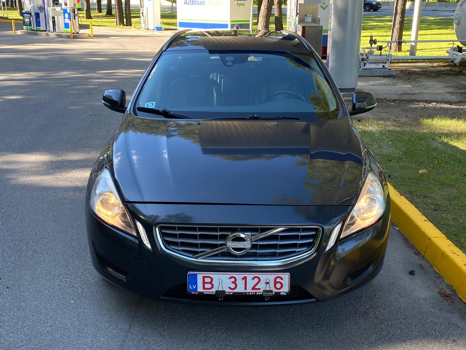 VOLVO V60