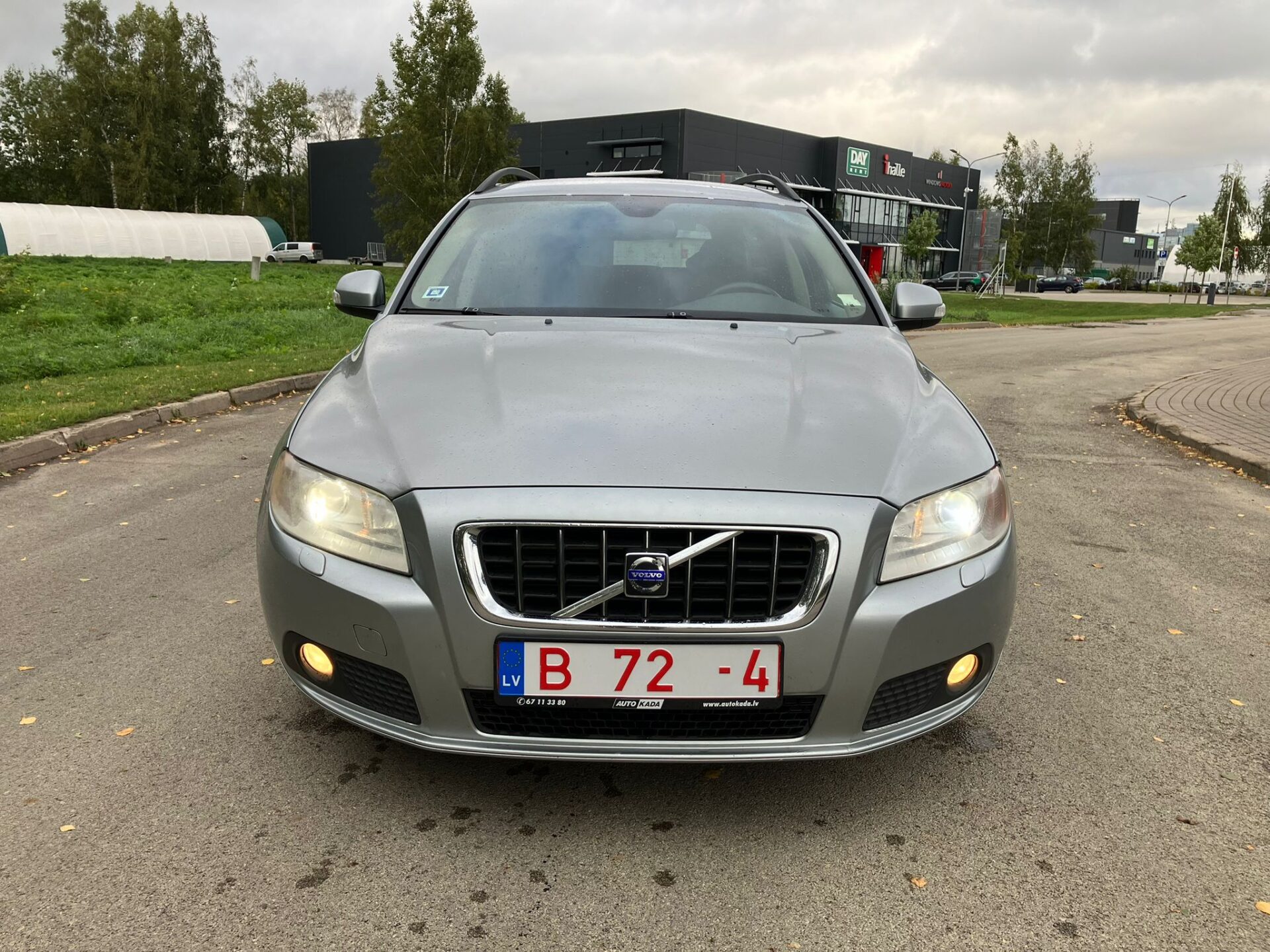 Volvo V70