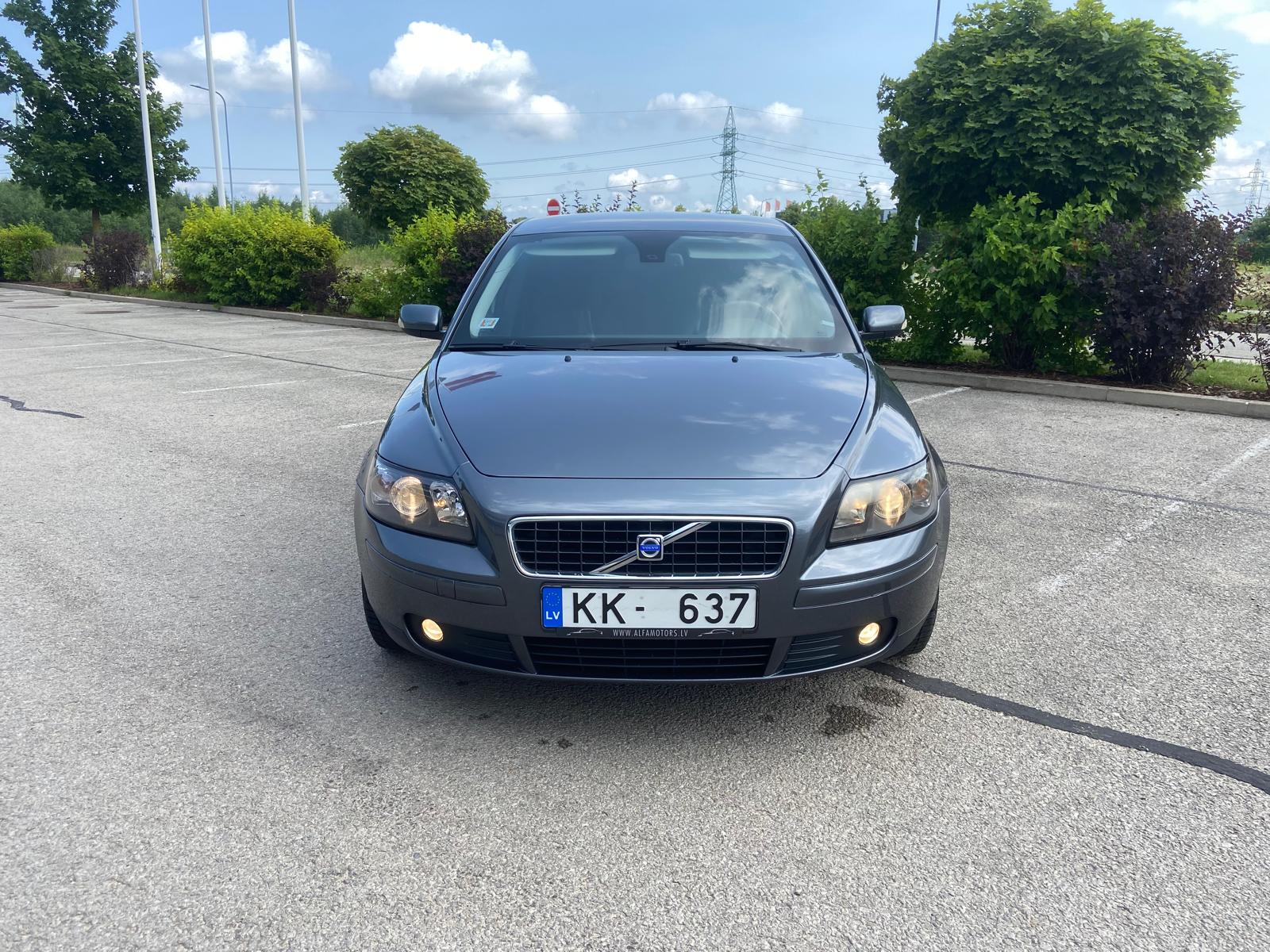 Volvo S40