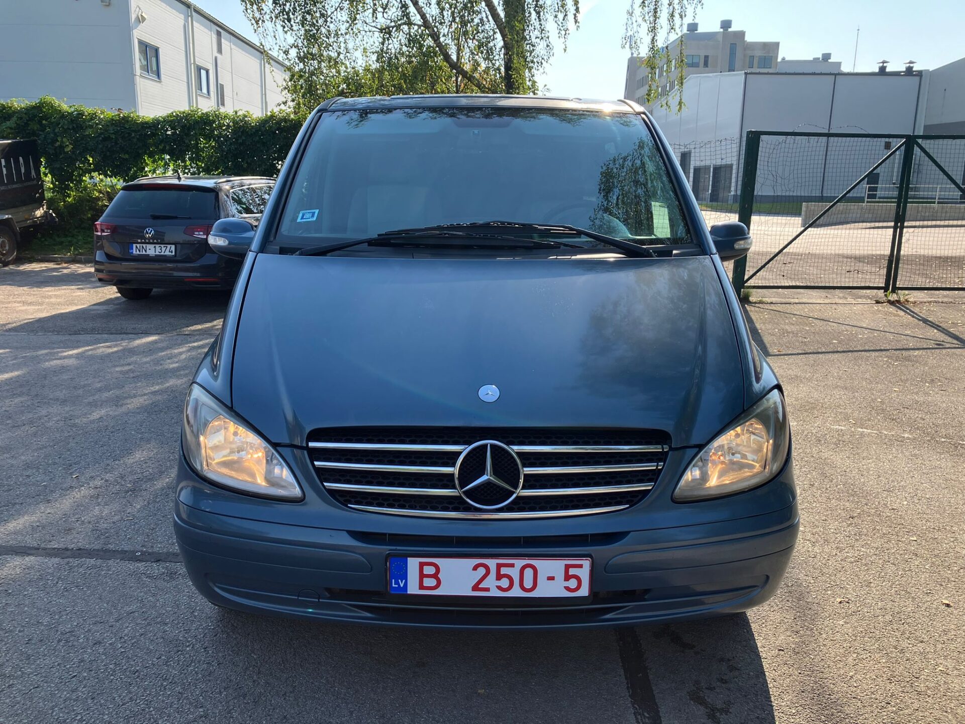Mercedes Viano 7-vietas