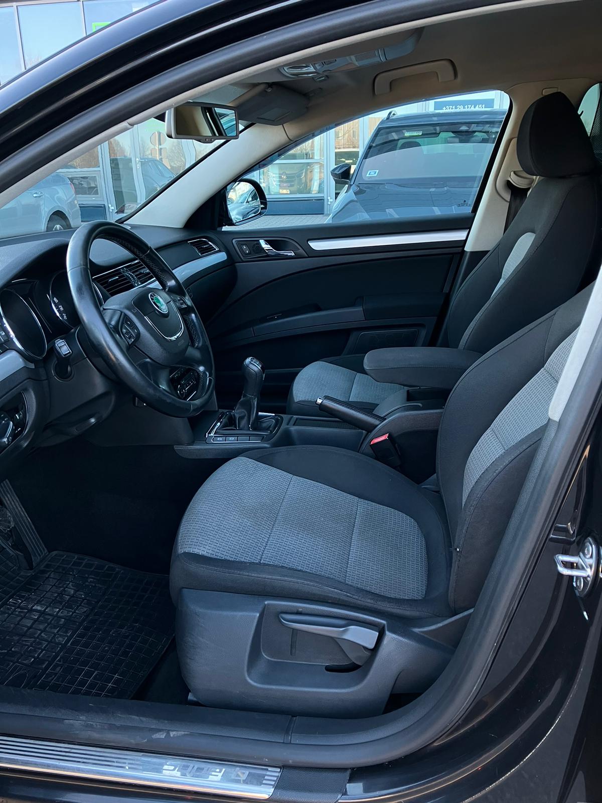 Skoda Superb