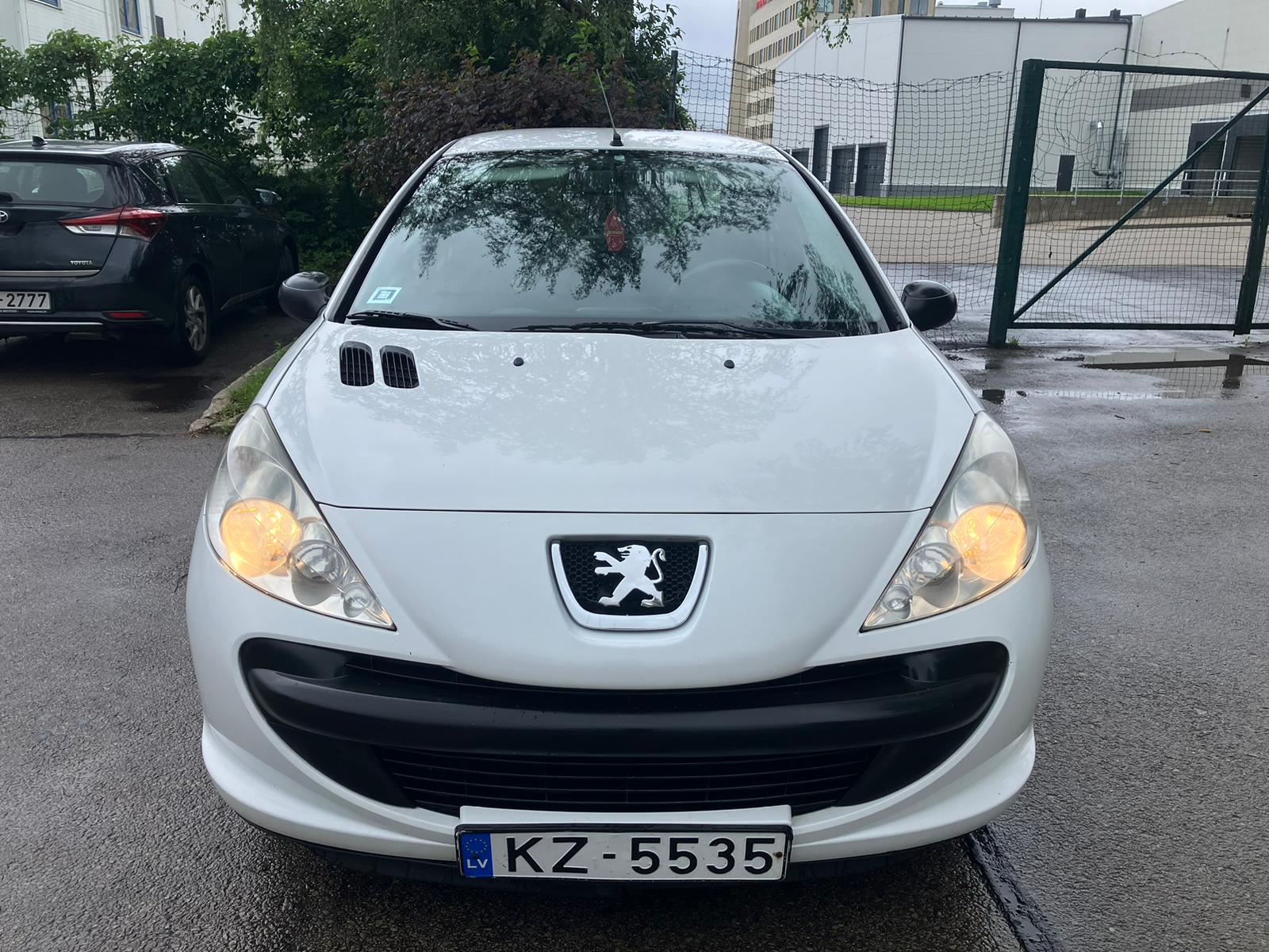 Peugeot 206+