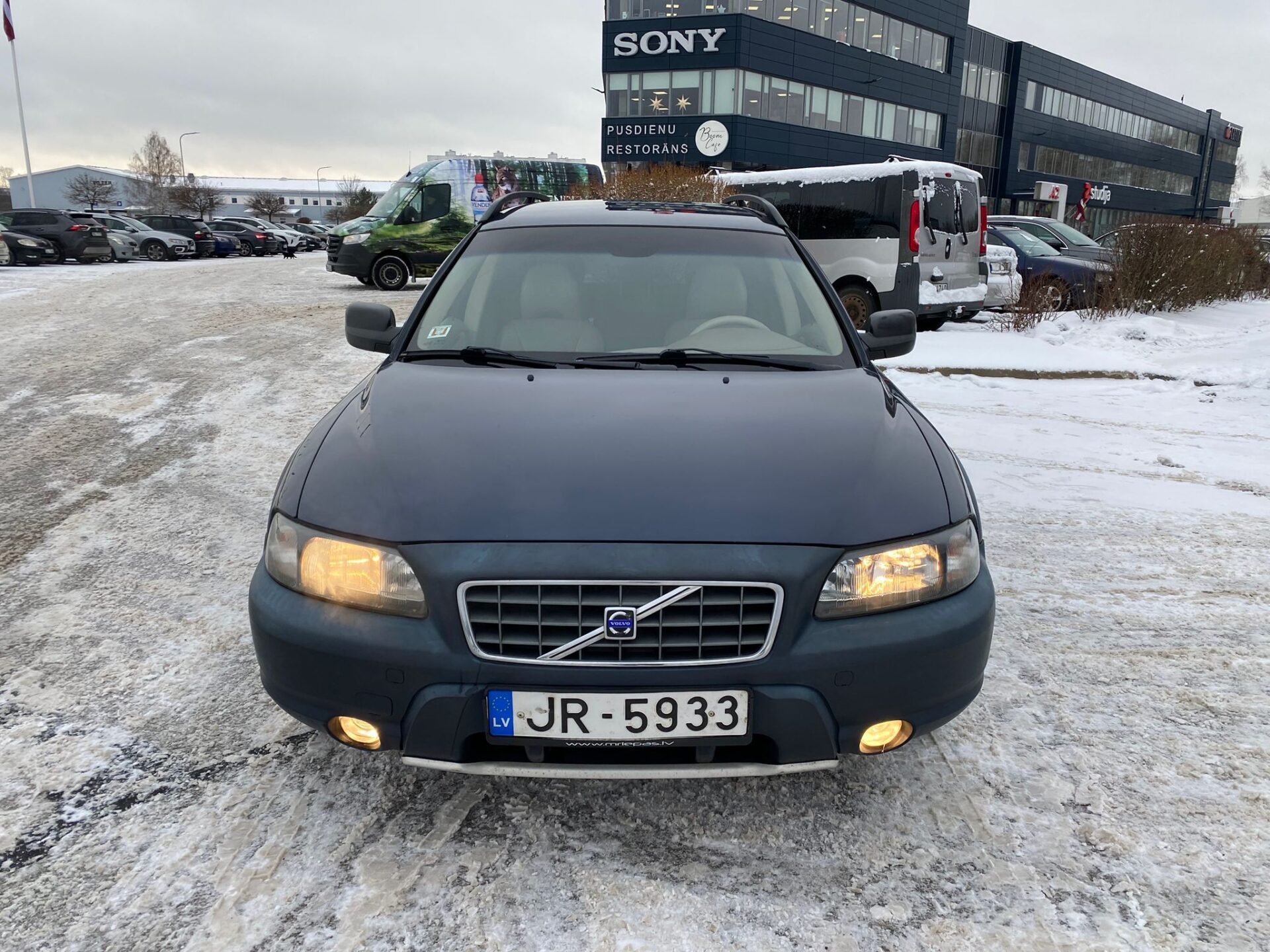 VOLVO XC70