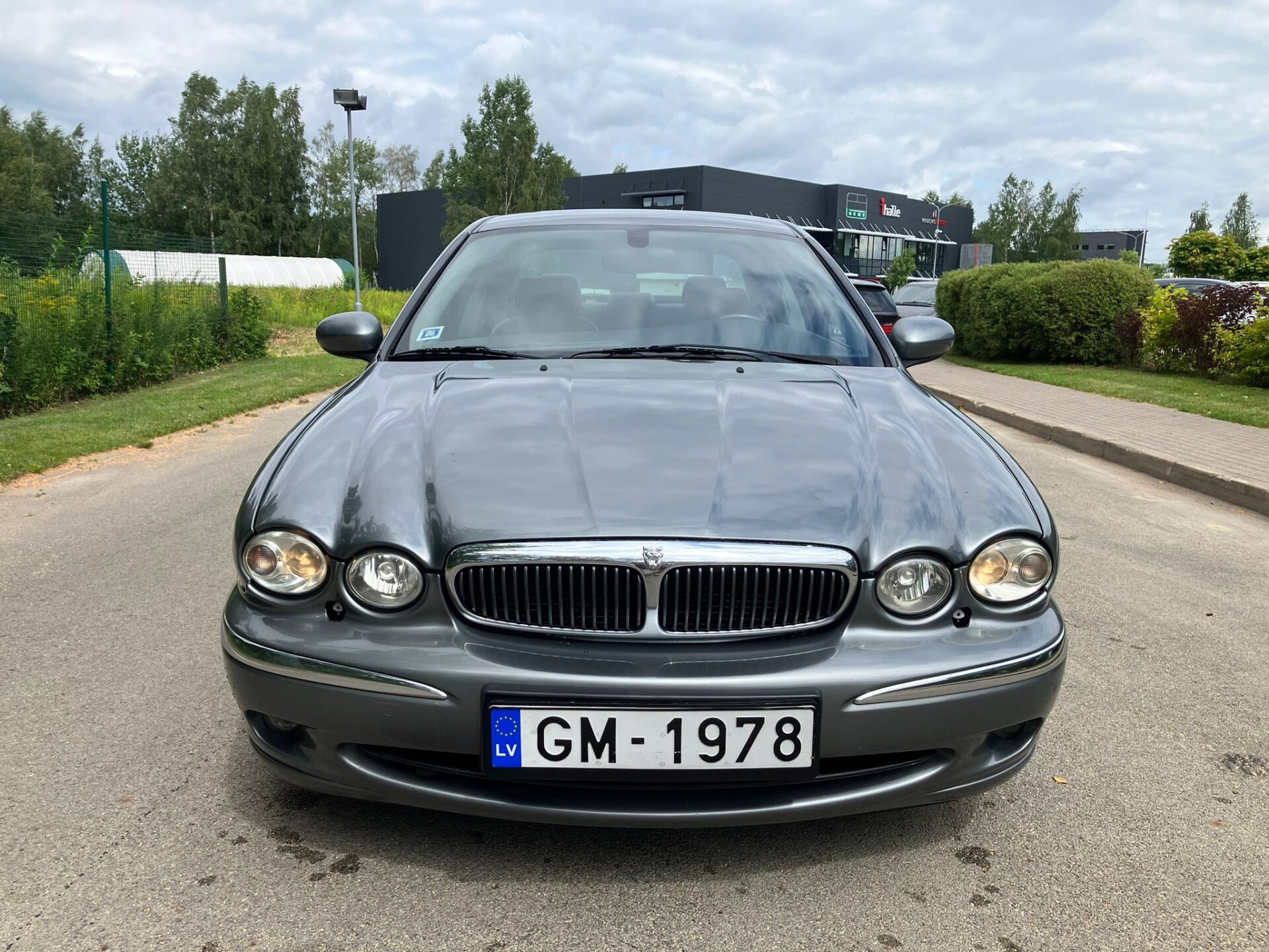 Jaguar X-Type