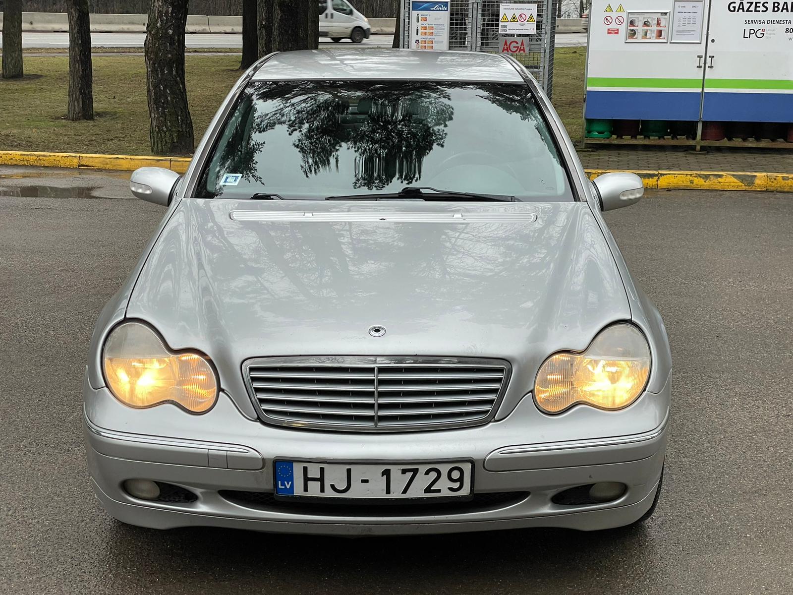 Mercedes Benz C200 Avantgarde