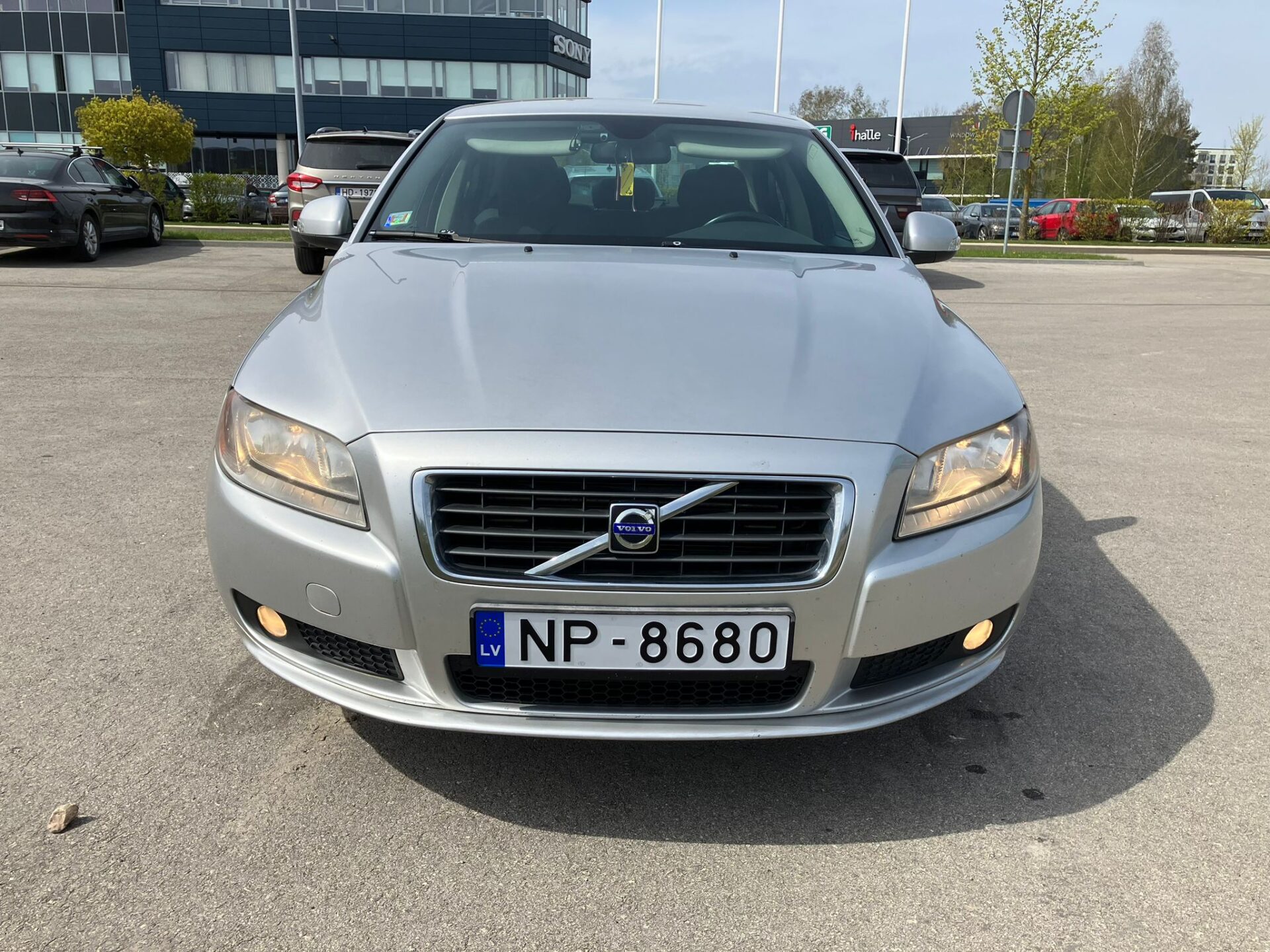 Volvo S80