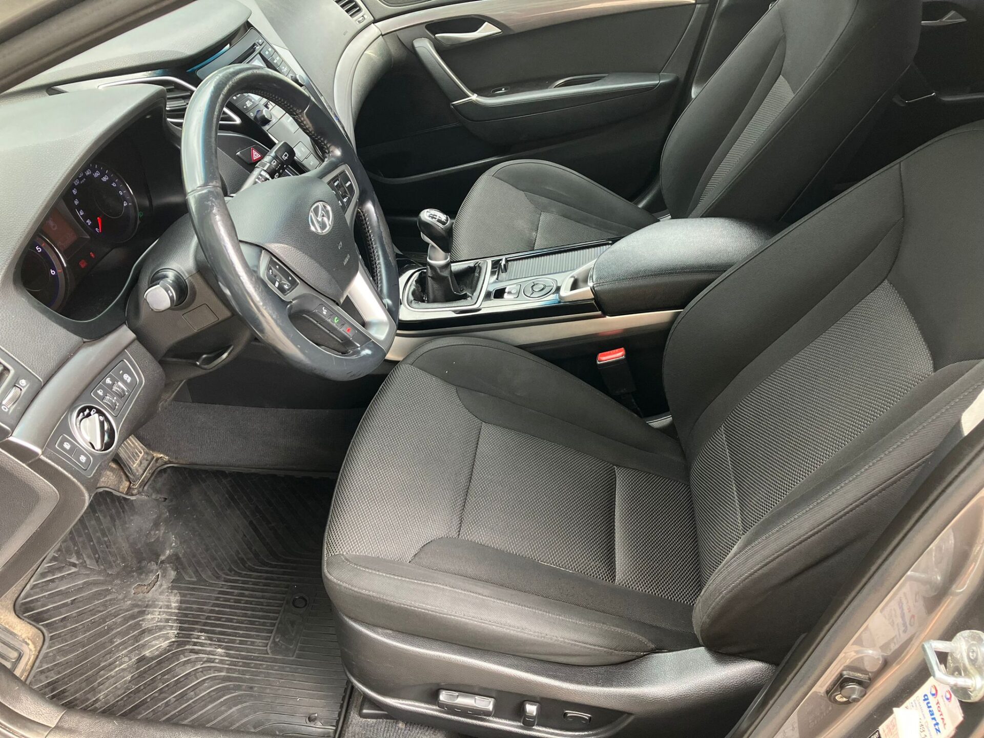 Hyundai i40 blue