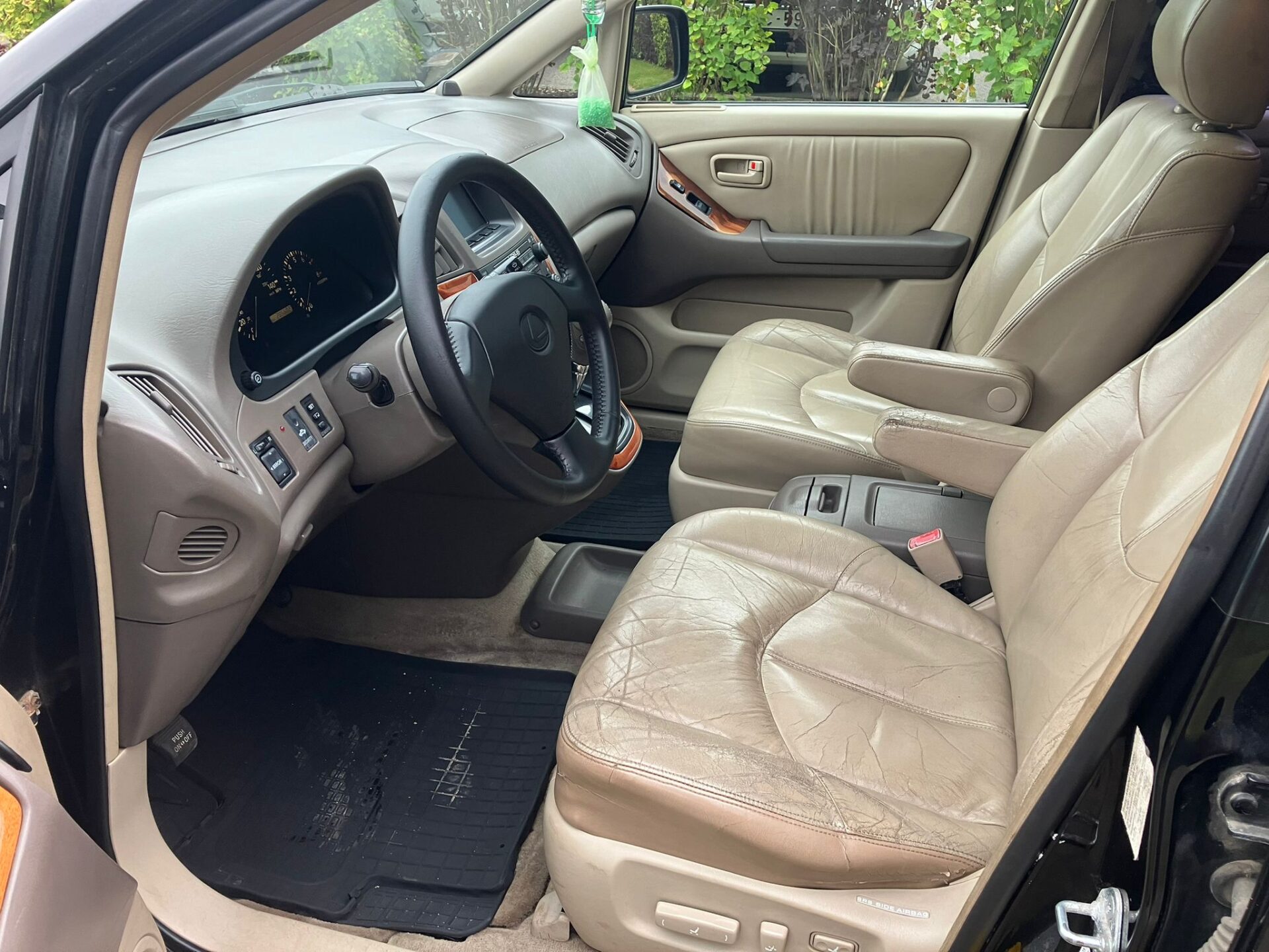 Lexus Rx300