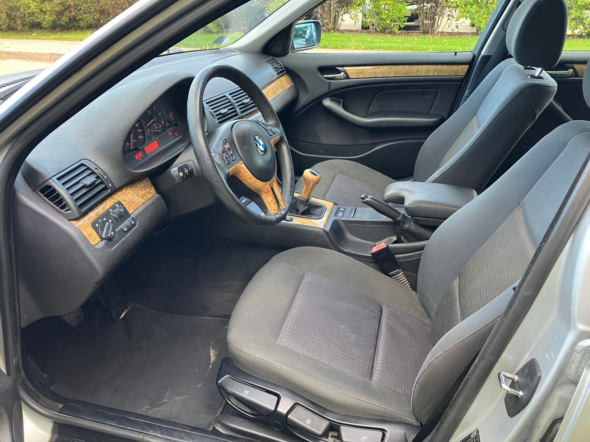 BMW 318 (e46)