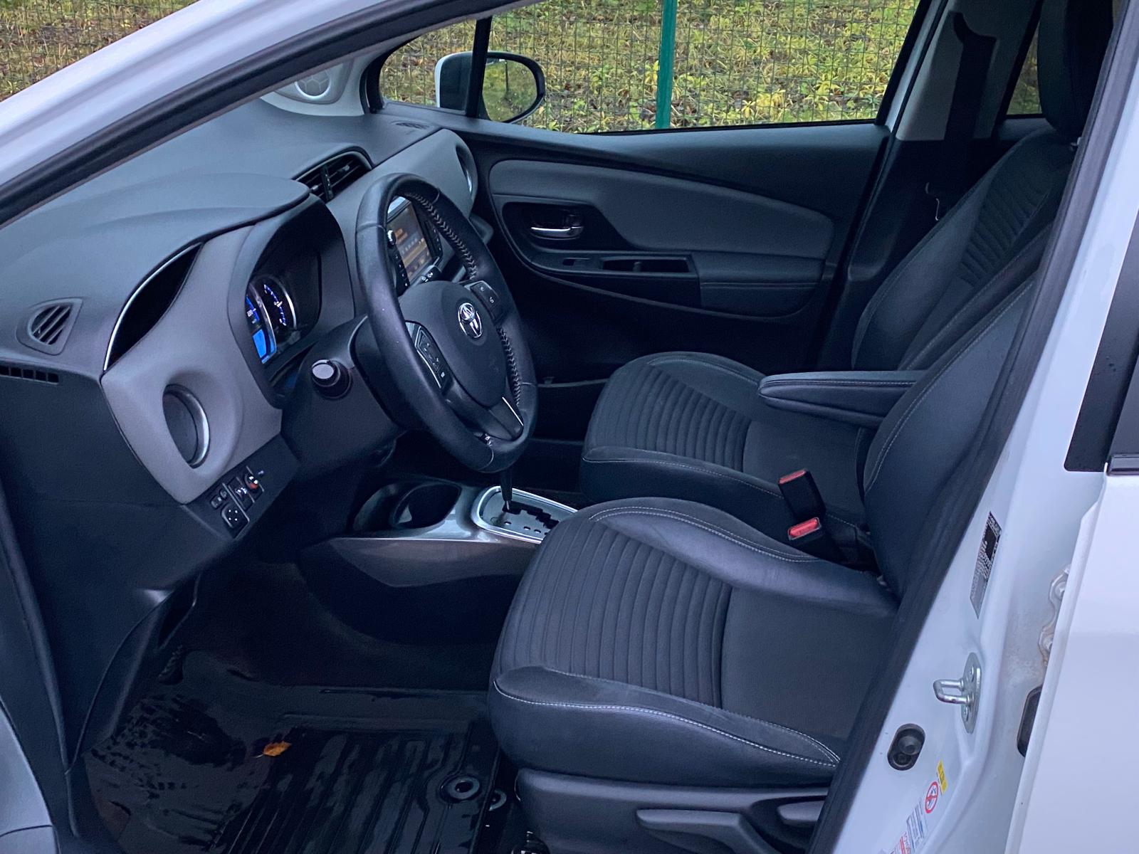 Toyota Yaris Hybrid
