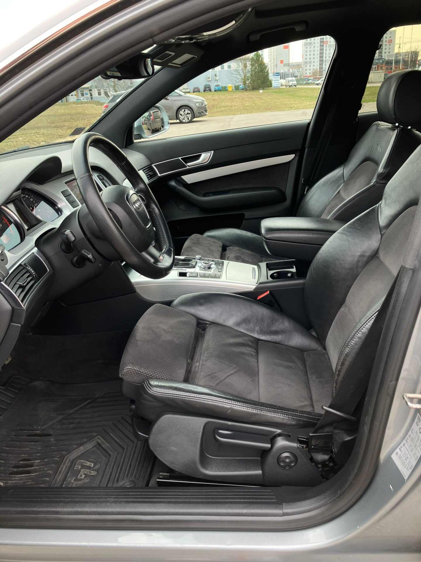Audi A6 Avant S-line Quattro