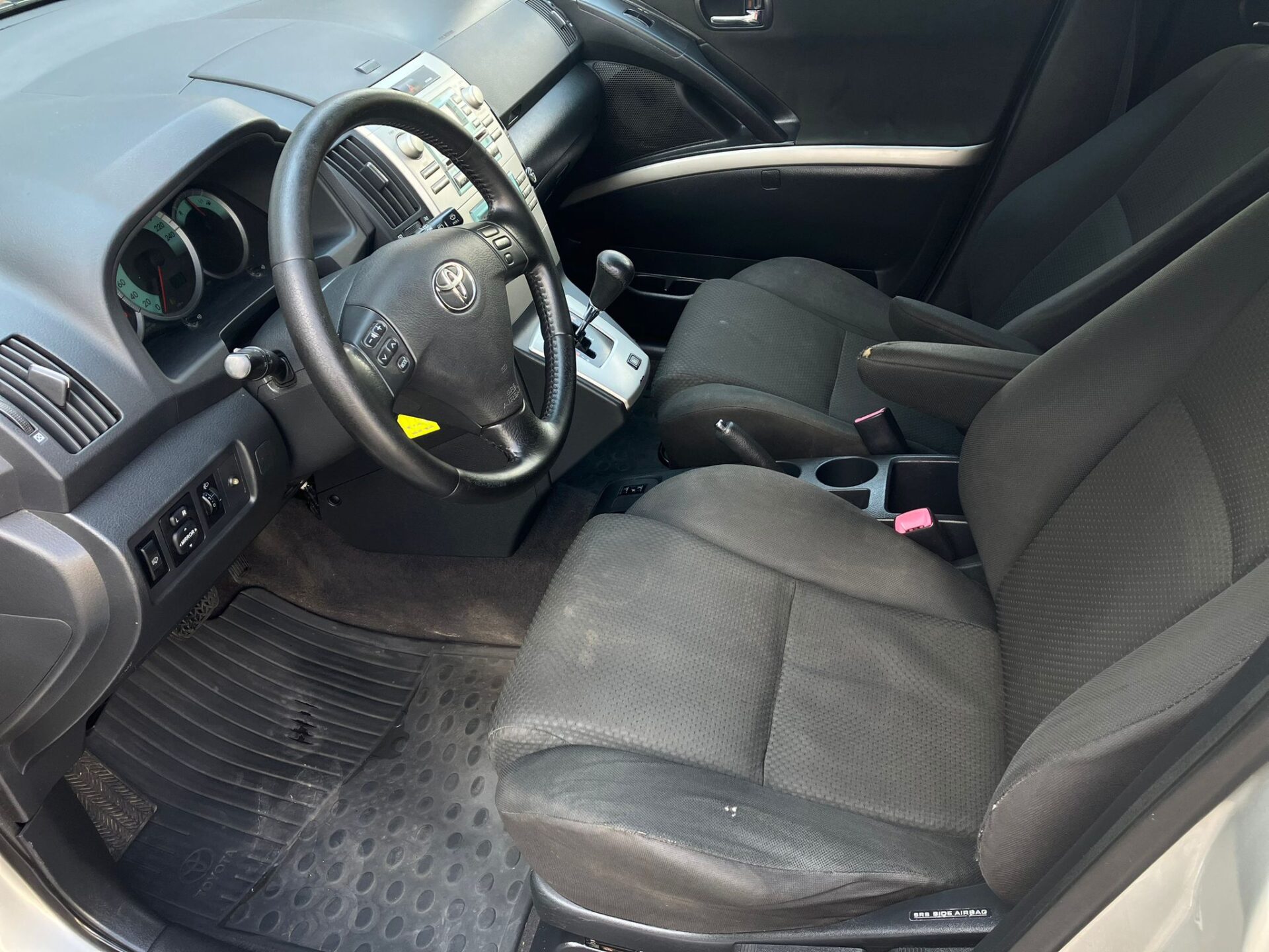 Toyota Corolla Verso 7-seats