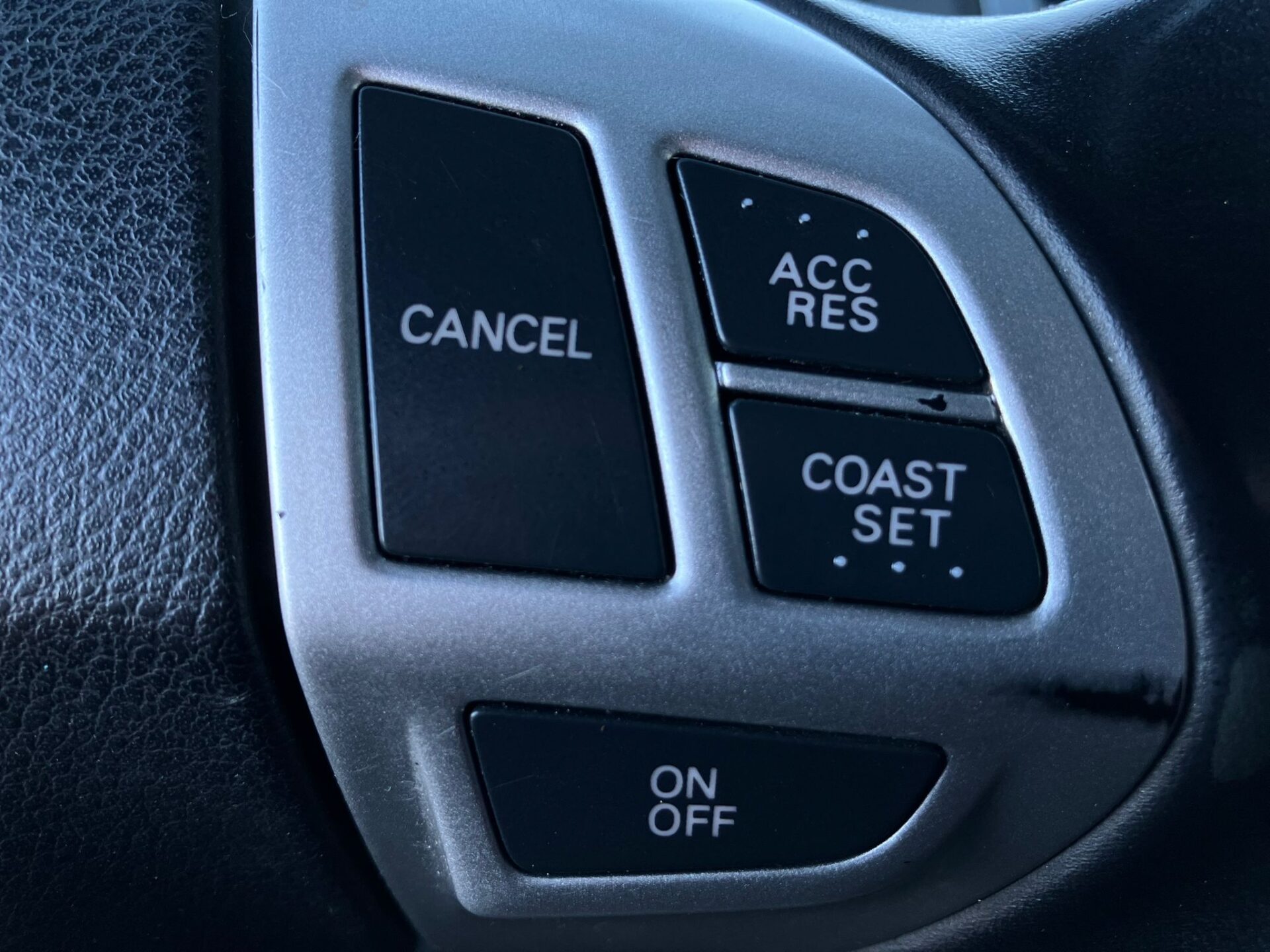 Mitsubishi Outlander 4×4 7-vietas