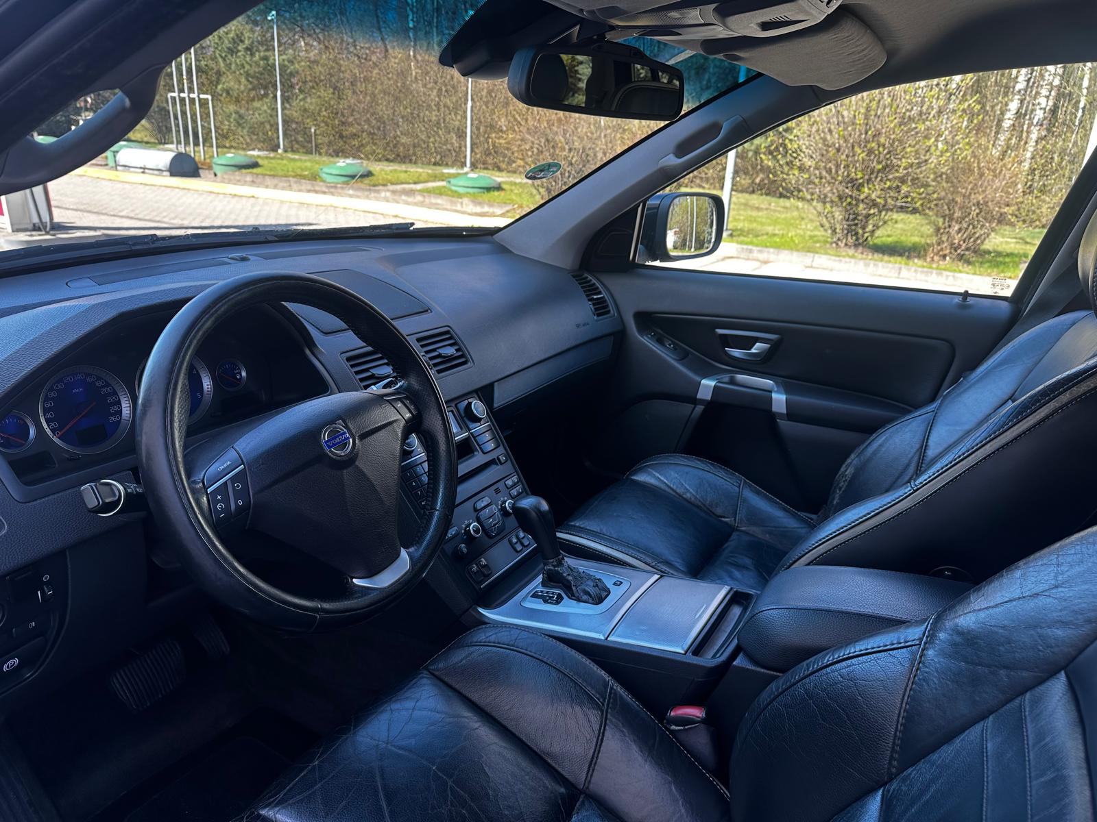 VOLVO XC90 7-seats