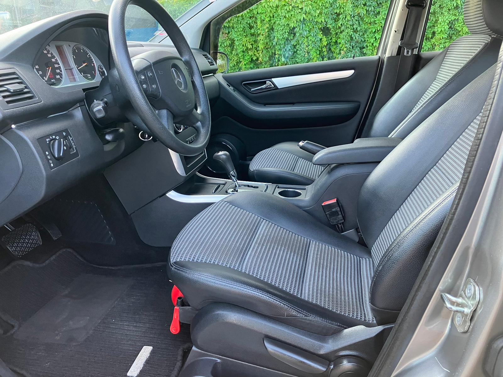 Mercedes Benz B170