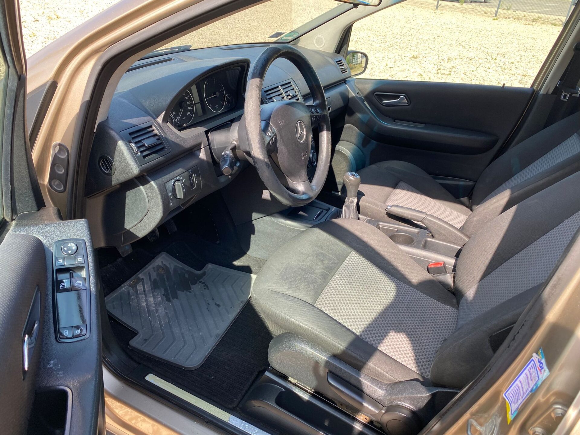 Mercedes Benz A160