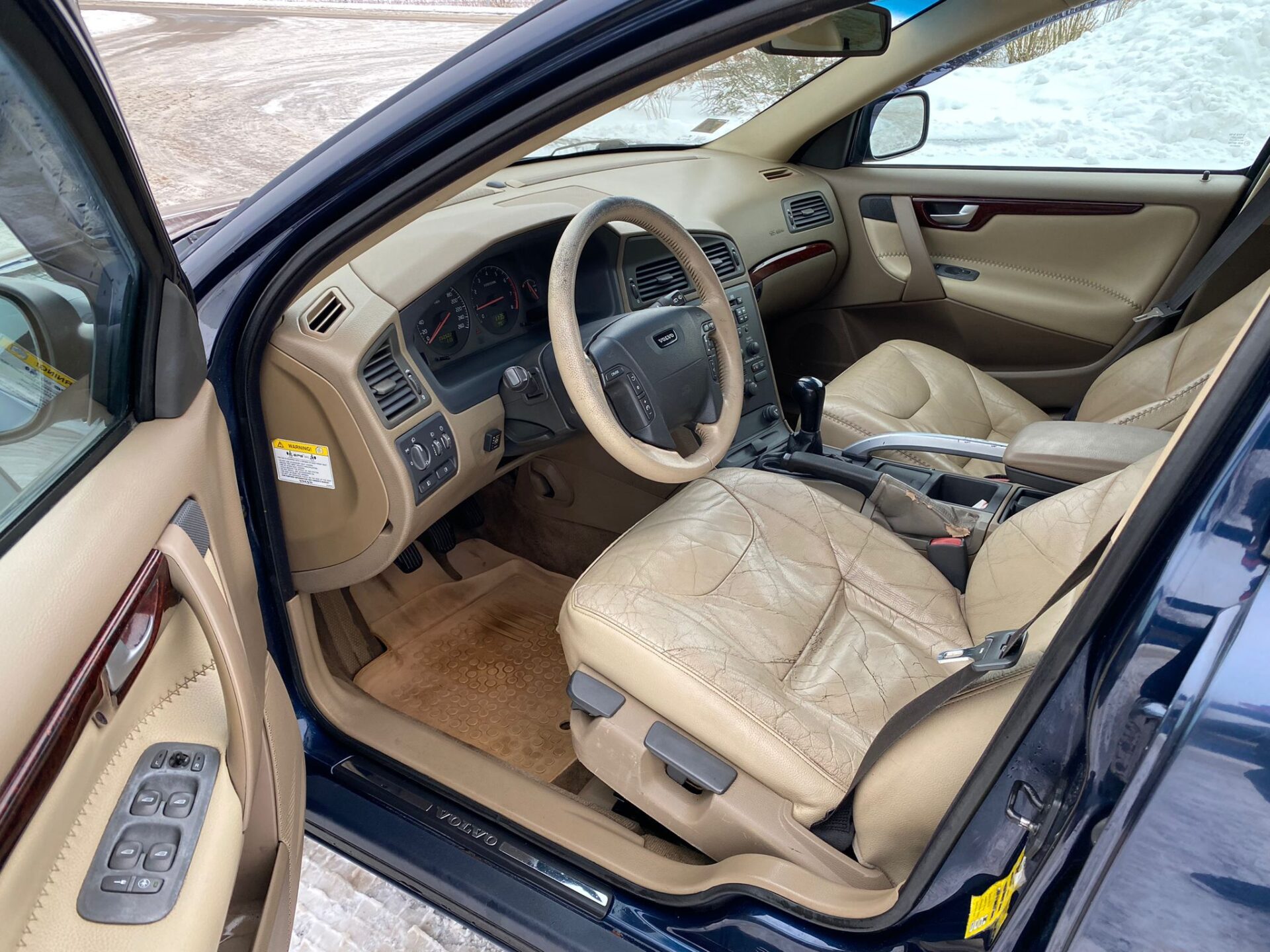 VOLVO XC70