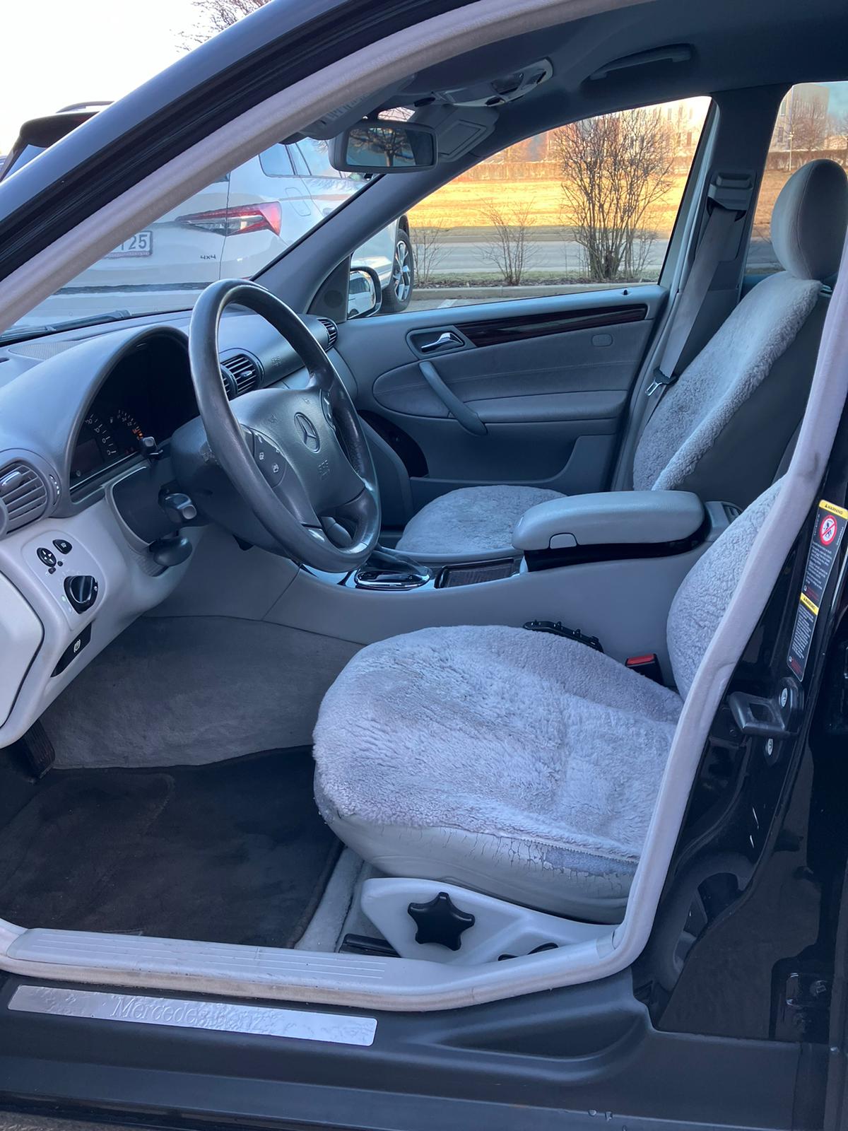 Mercedes Benz C220