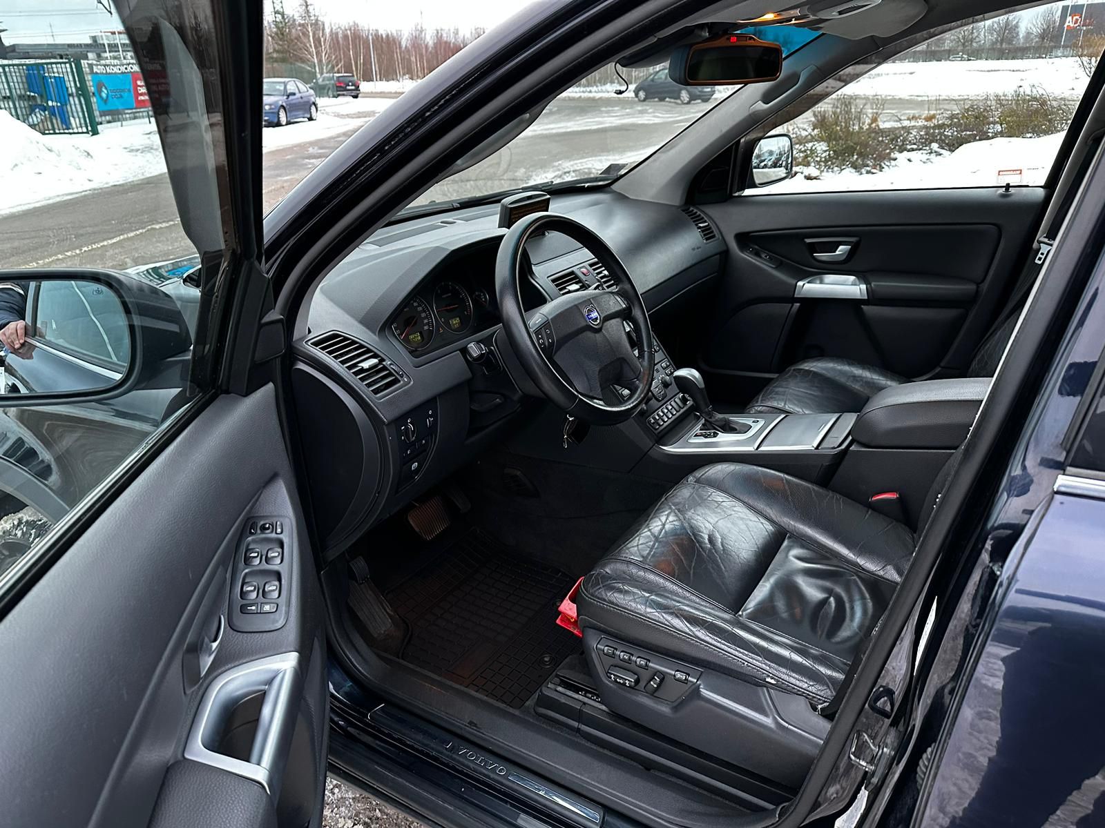 VOLVO XC90 7-seats