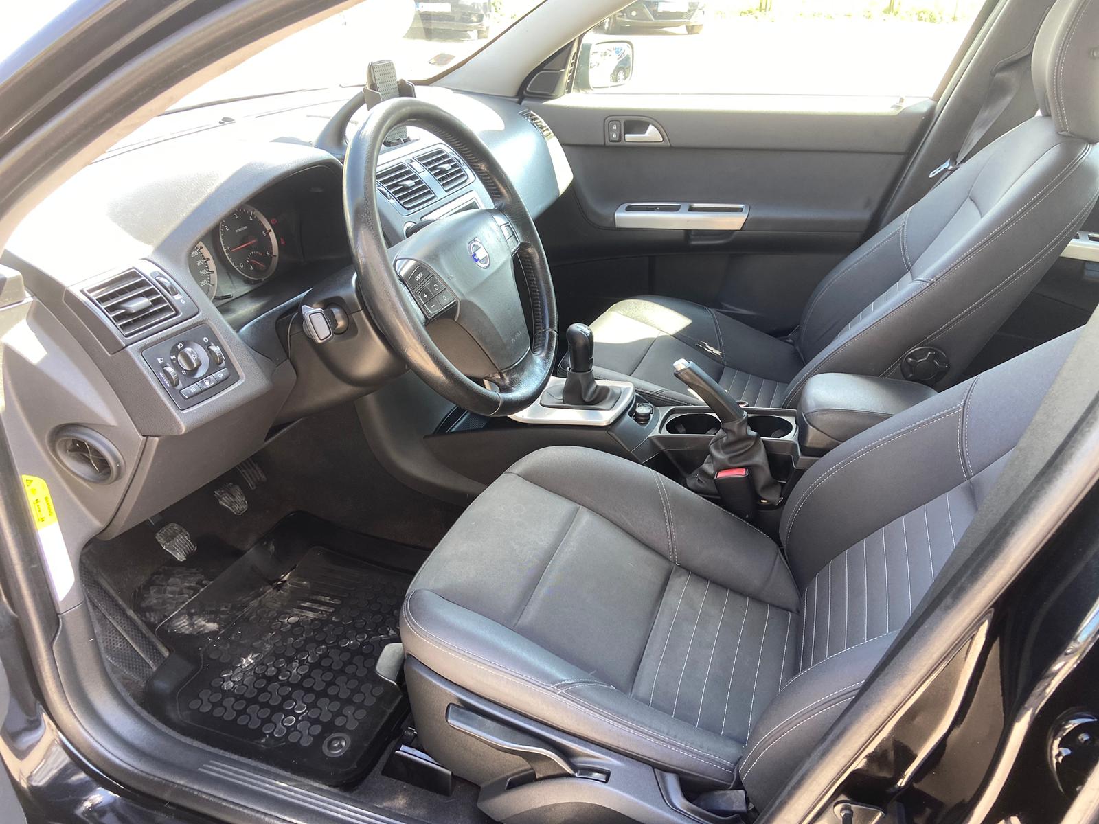 VOLVO S40