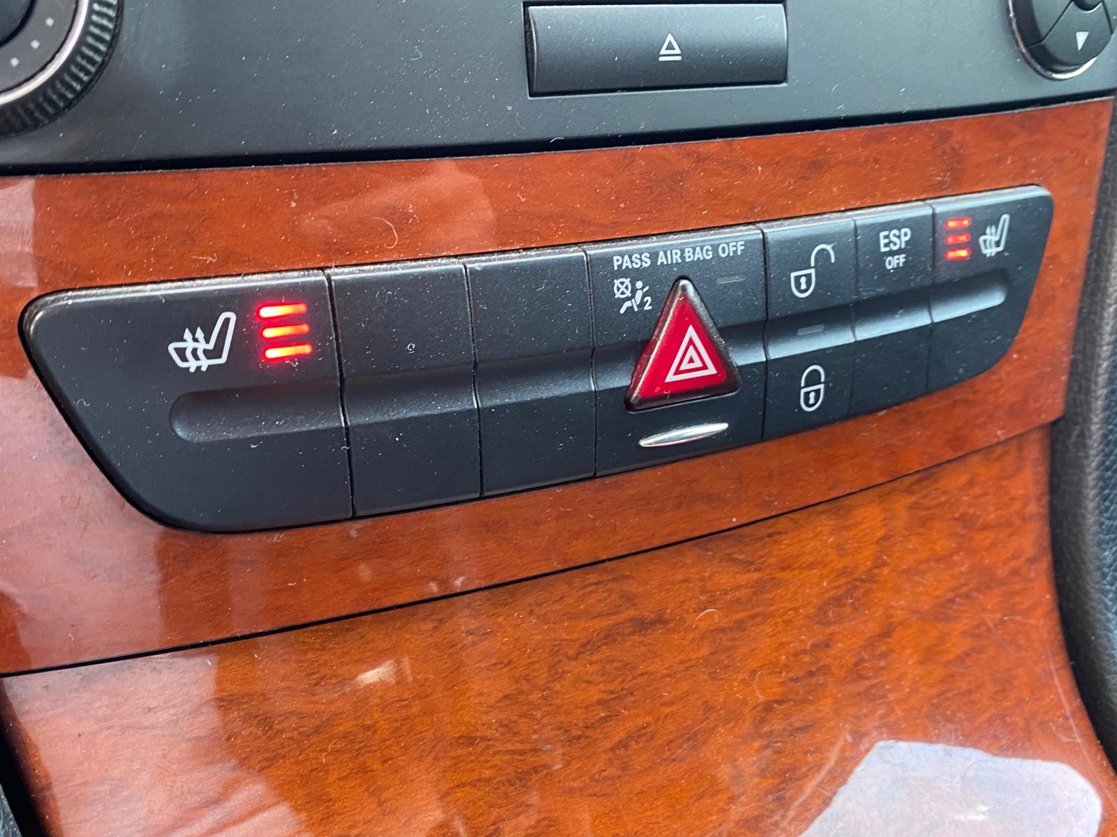 MERCEDES E220 CDI