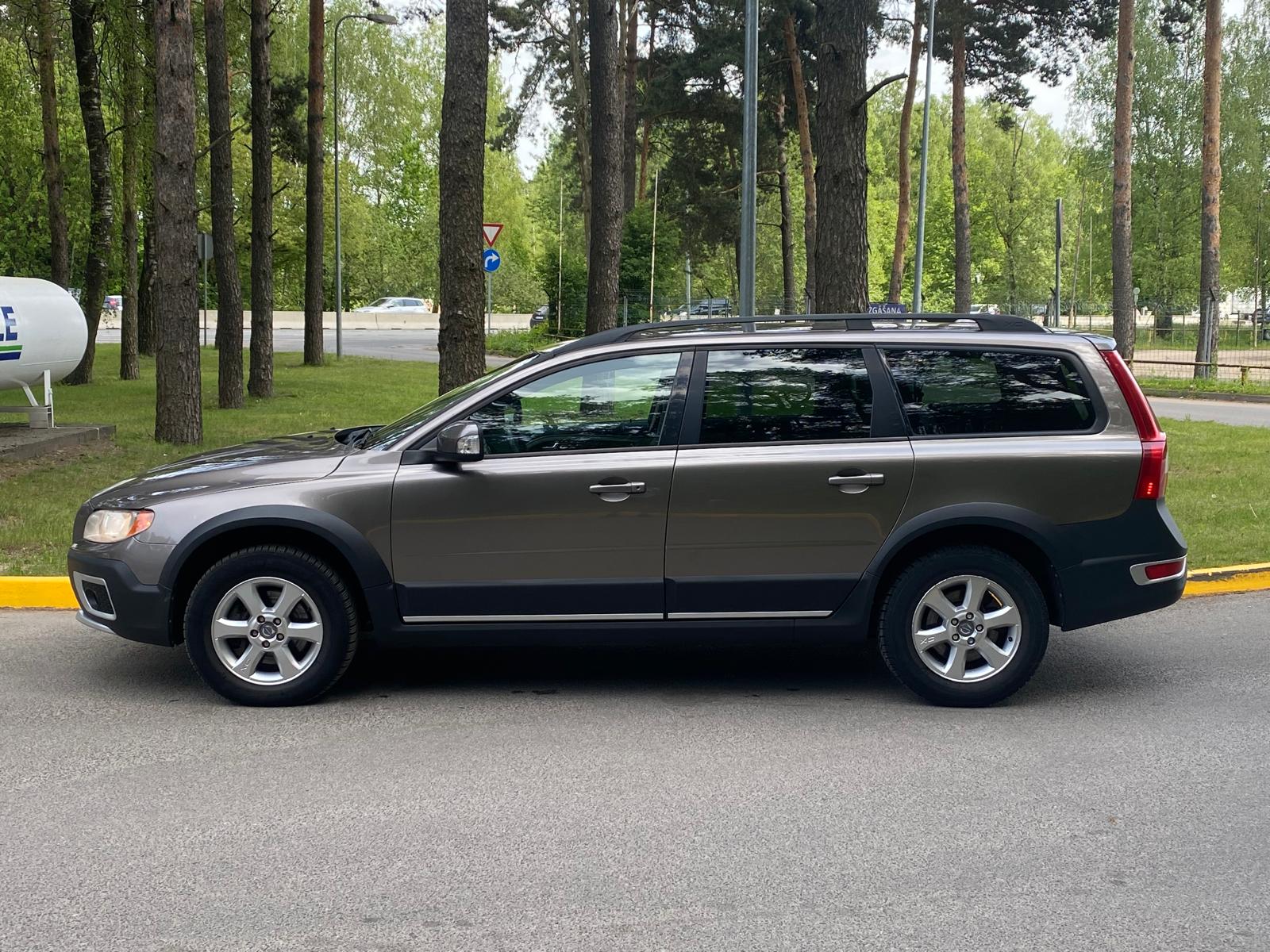 VOLVO XC70 4X4