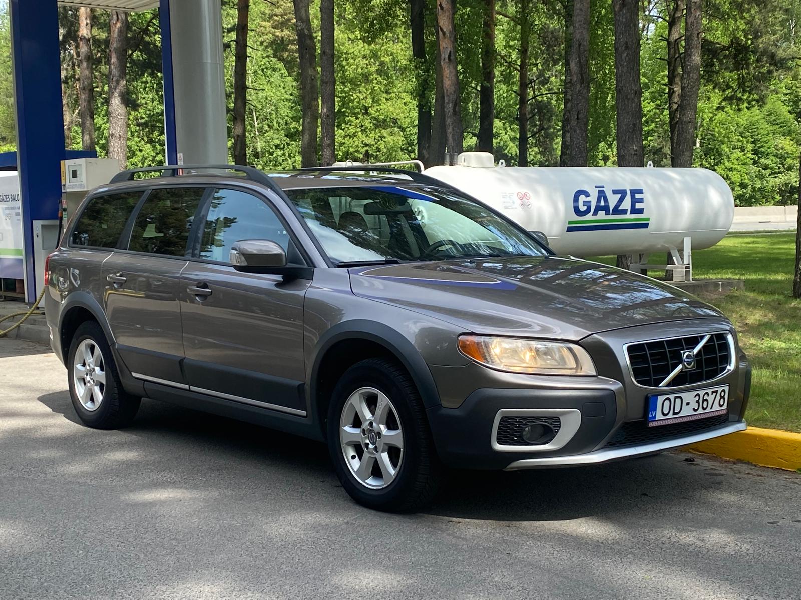 VOLVO XC70 4X4