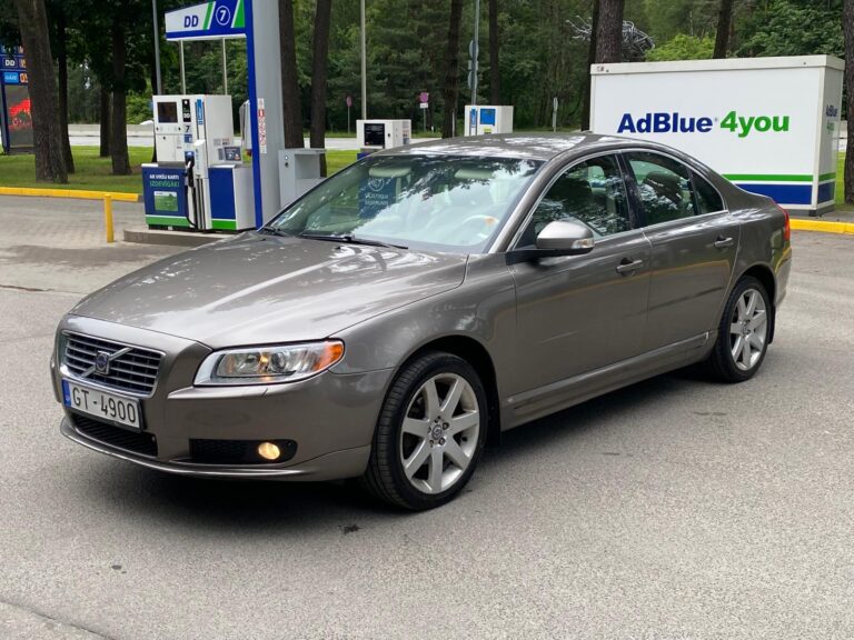VOLVO S80