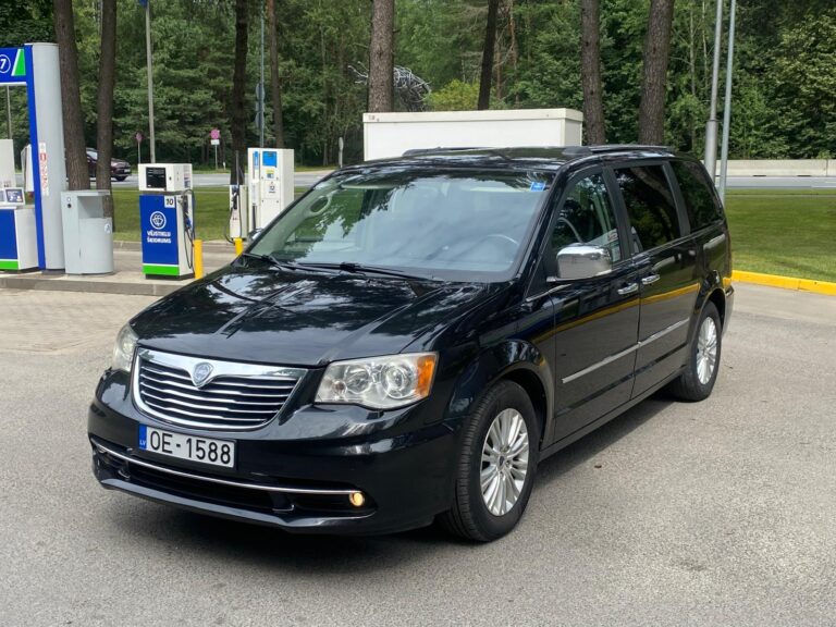 LANCIA VOYAGER STOW&GO 7-VIETAS