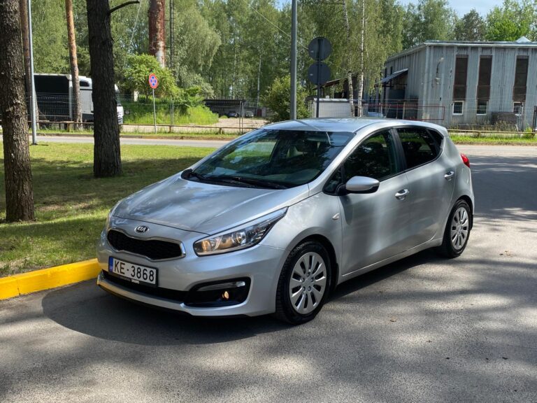 KIA CEE D