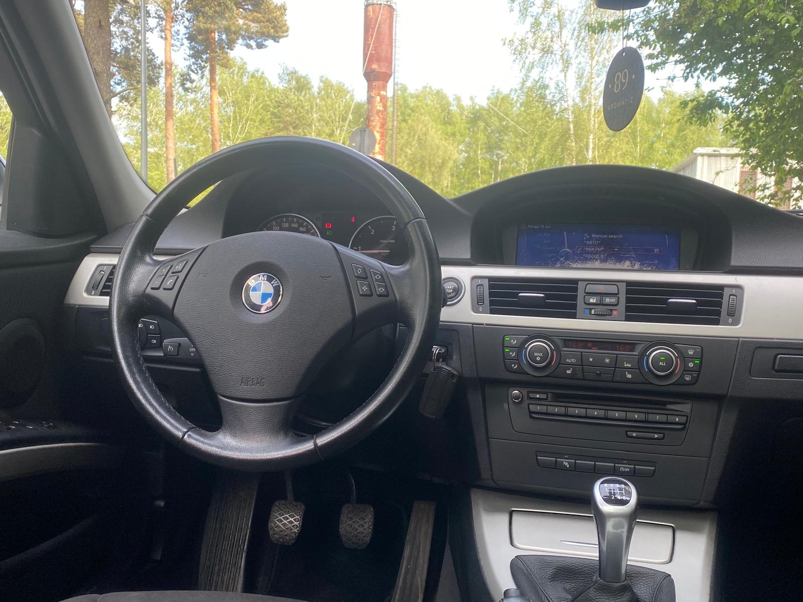 BMW 320 (E91)